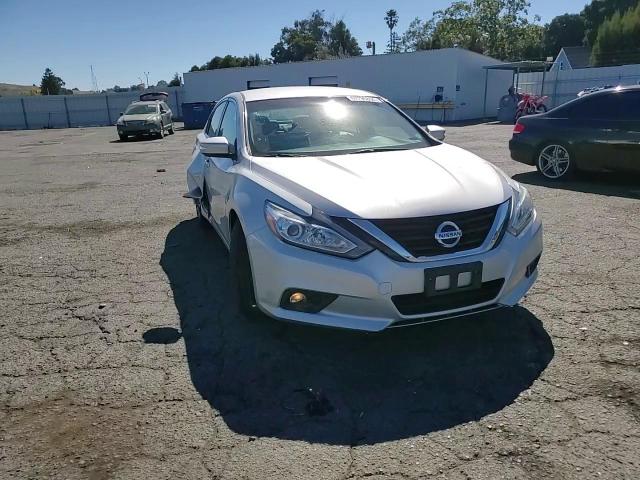 2018 Nissan Altima 2.5 VIN: 1N4AL3AP3JC262285 Lot: 67796804