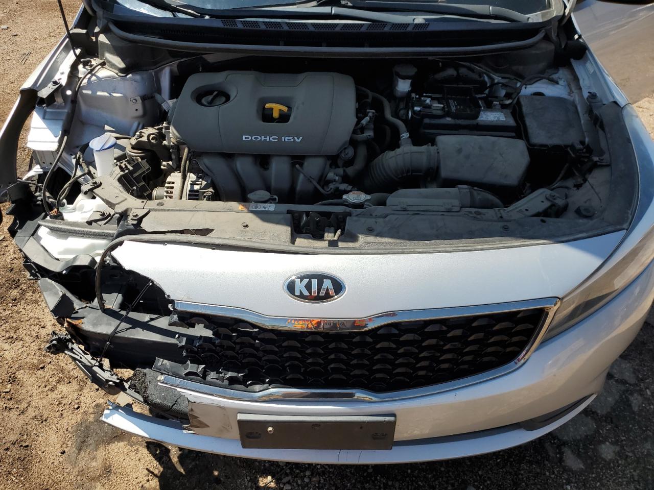 3KPFK4A75HE070829 2017 Kia Forte Lx