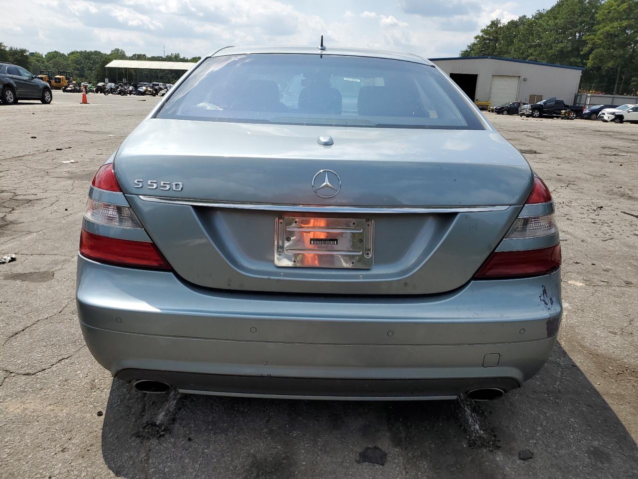 2007 Mercedes-Benz S 550 VIN: WDDNG71XX7A051327 Lot: 68677504