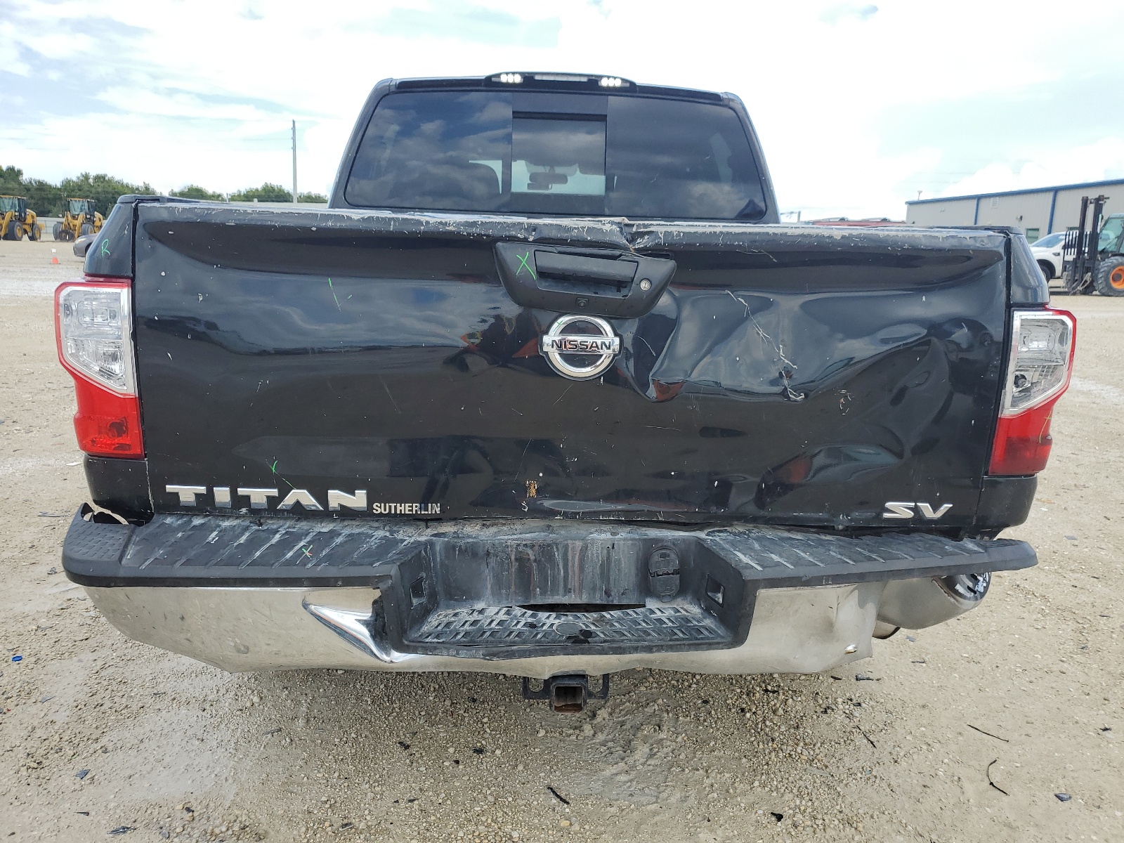 1N6AA1EK9JN505439 2018 Nissan Titan S