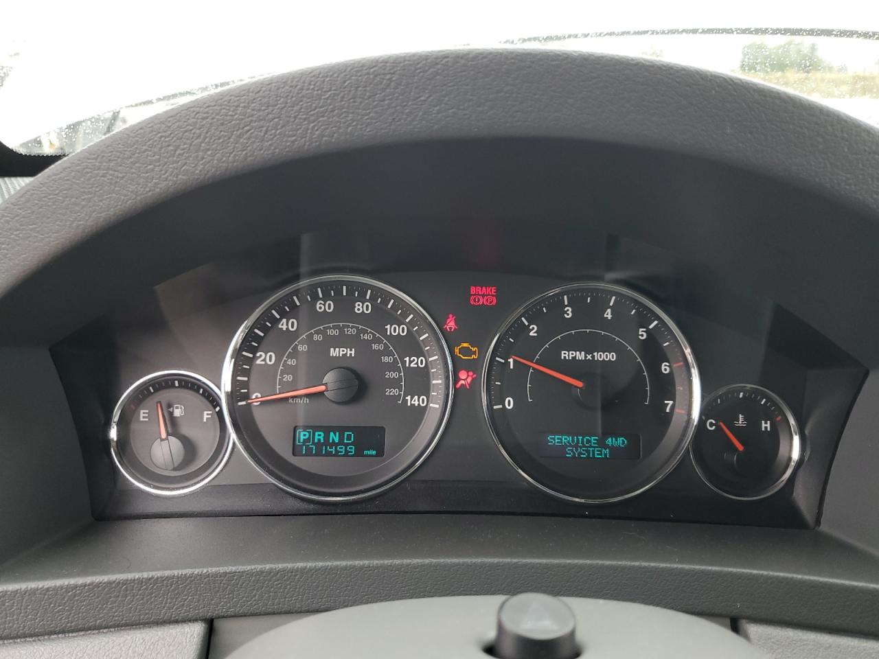 2007 Jeep Grand Cherokee Laredo VIN: 1J8HR48P27C700671 Lot: 67049414