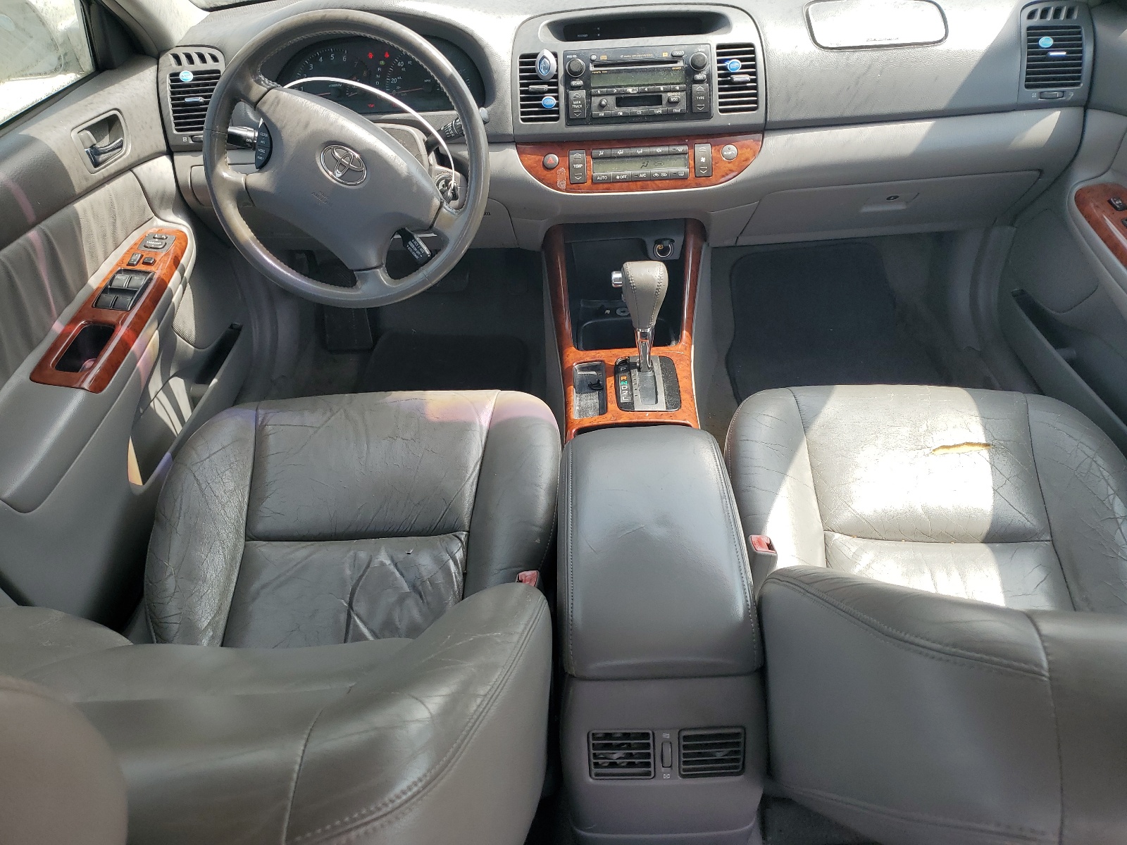 4T1BE32K53U716430 2003 Toyota Camry Le