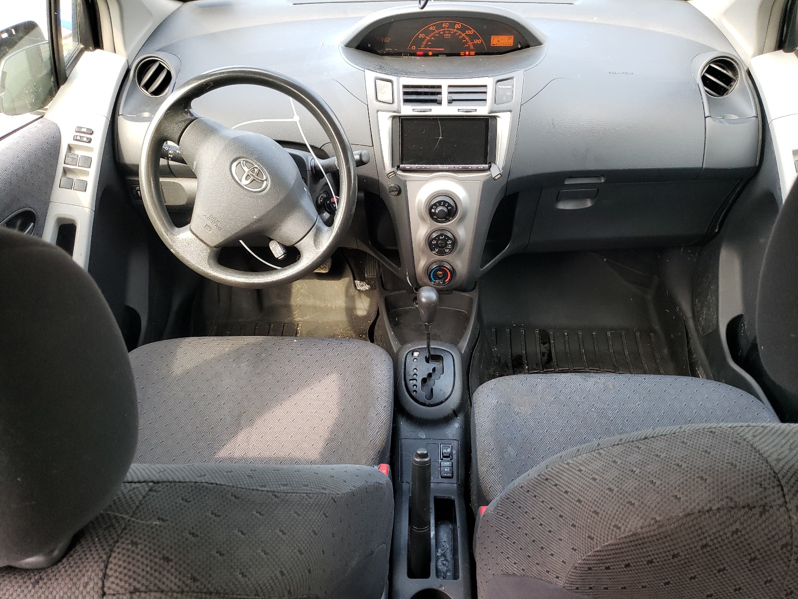 JTDKT903295247843 2009 Toyota Yaris