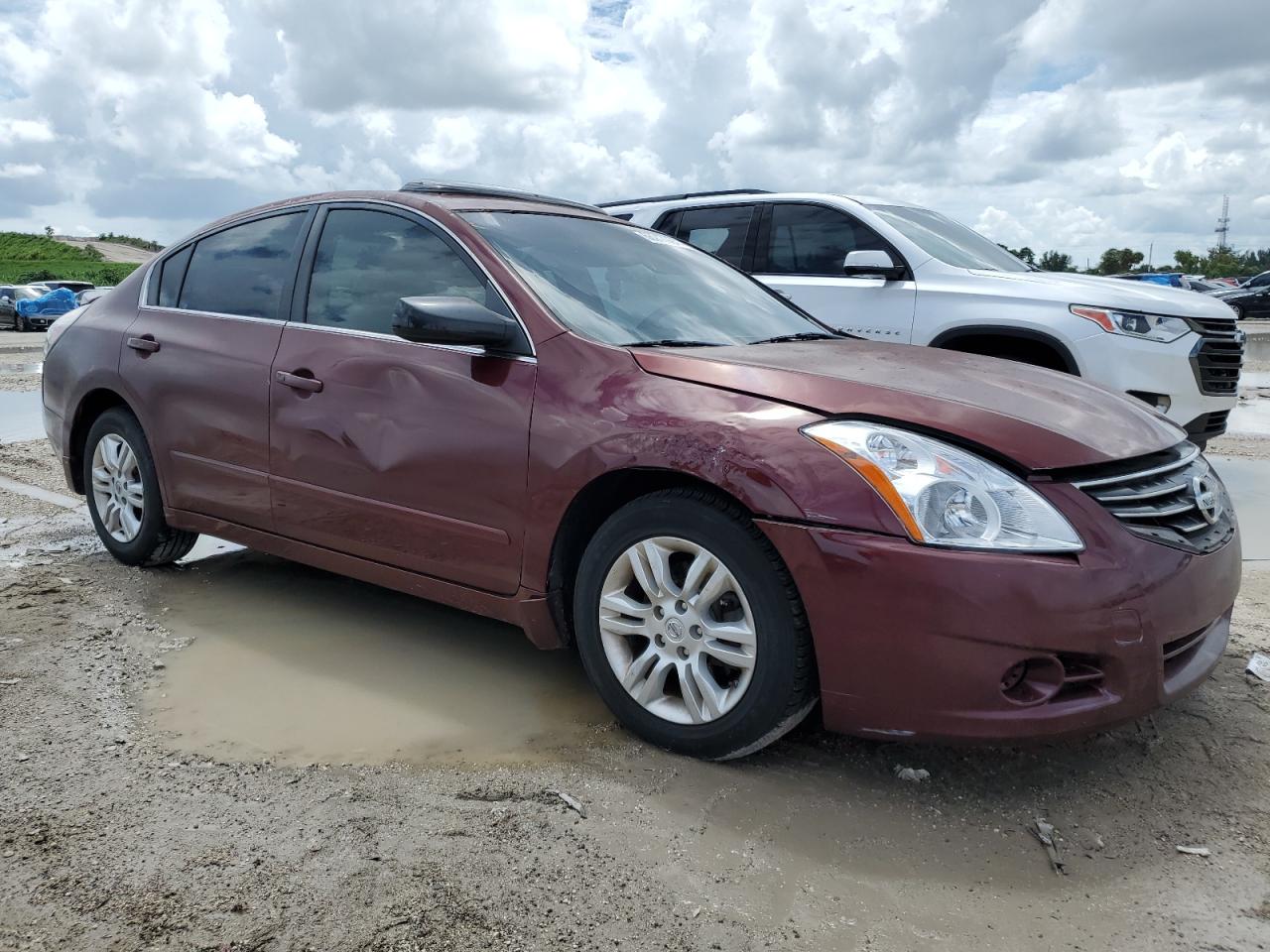 2012 Nissan Altima - Image 4