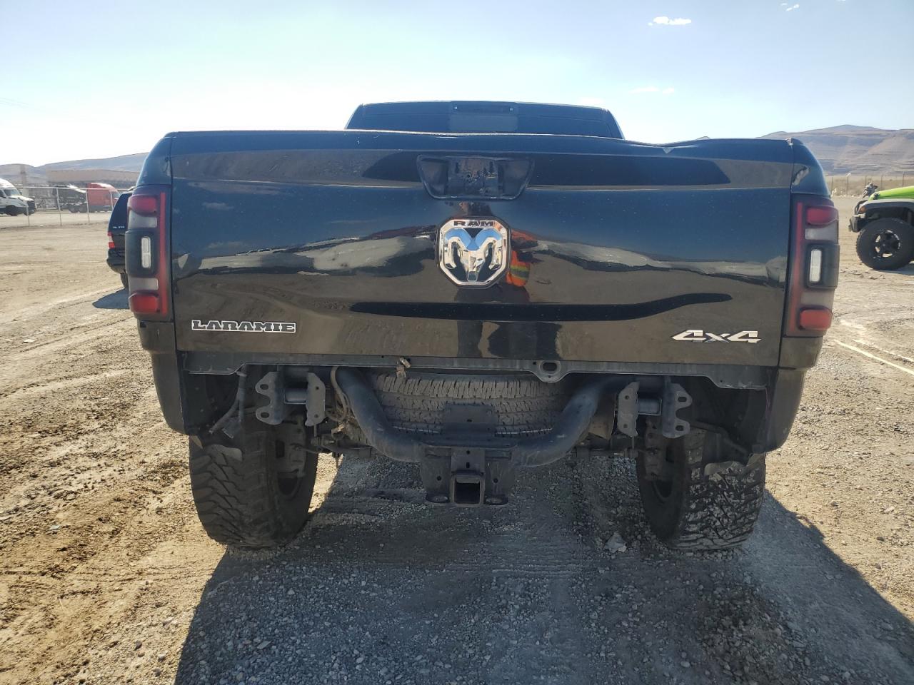 3C6UR5NL8KG656377 2019 Ram 2500 Laramie