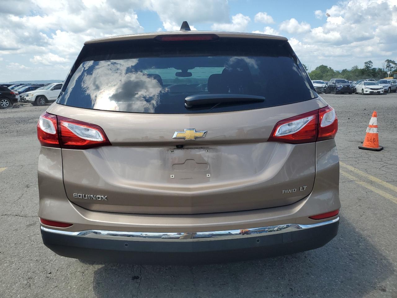 2019 Chevrolet Equinox Lt VIN: 2GNAXUEV6K6134654 Lot: 66409724