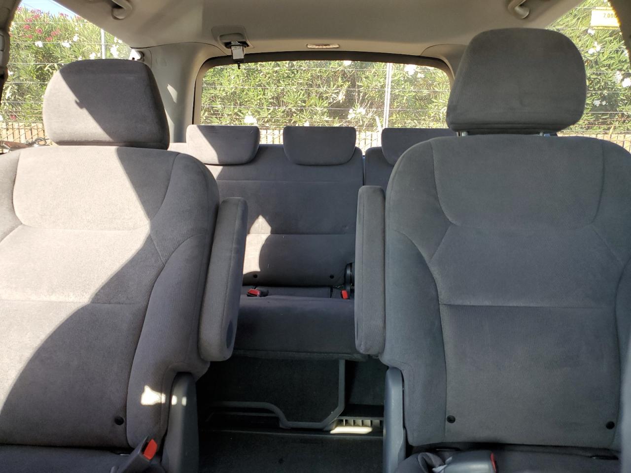 2005 Honda Odyssey Ex VIN: 5FNRL38445B410168 Lot: 66625124