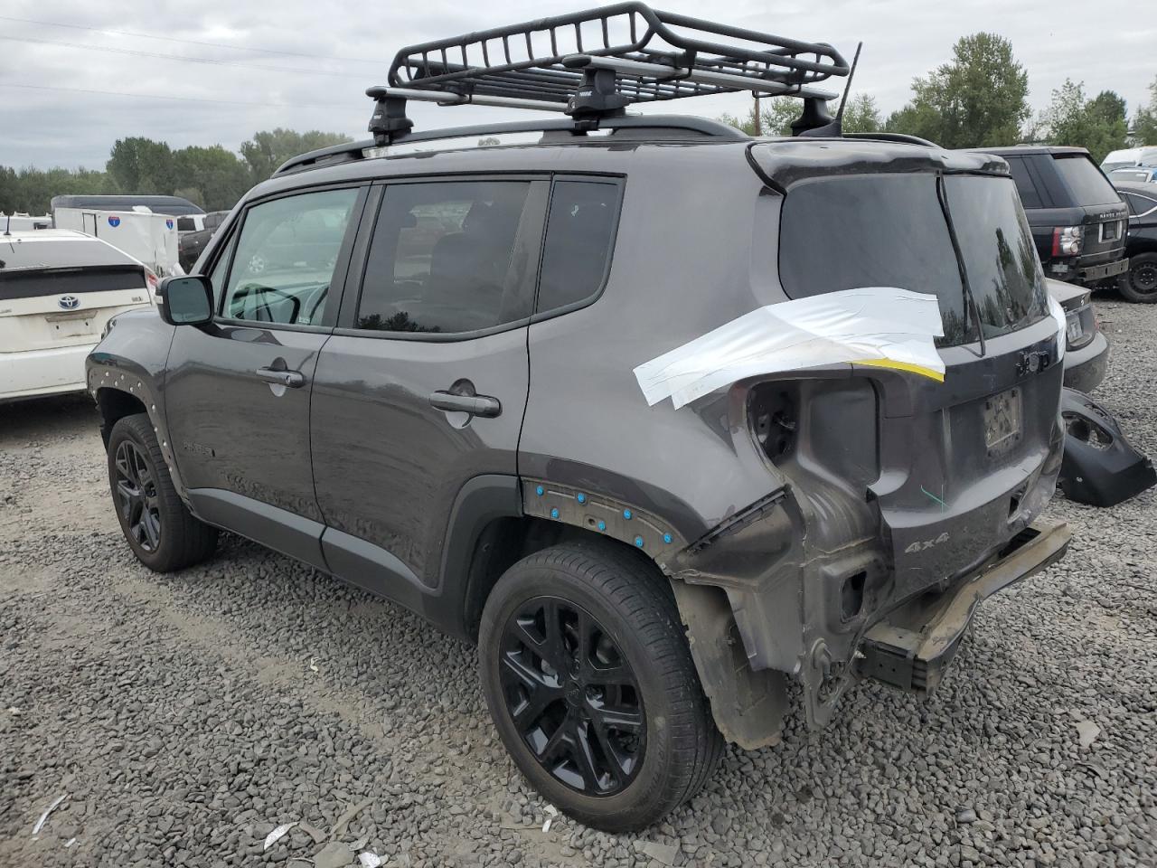 ZACCJBBB3JPH73366 2018 JEEP RENEGADE - Image 2