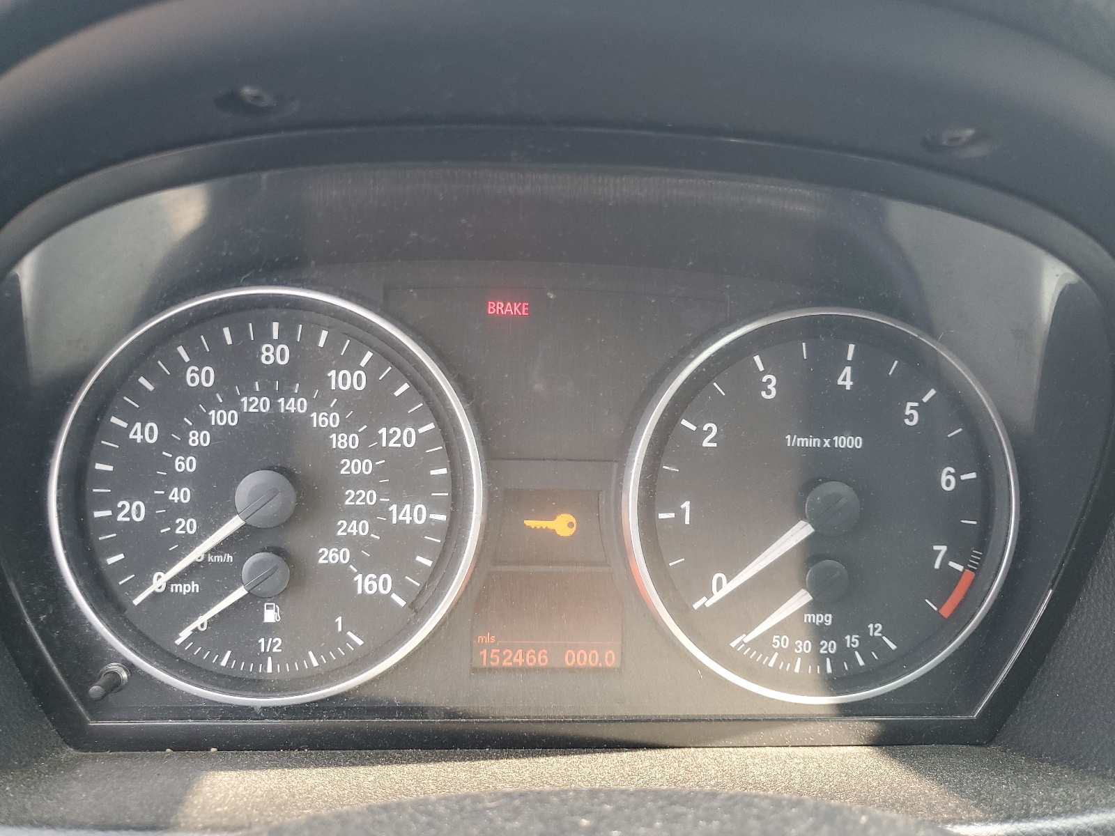 WBAVC73547A236133 2007 BMW 328 Xi Sulev