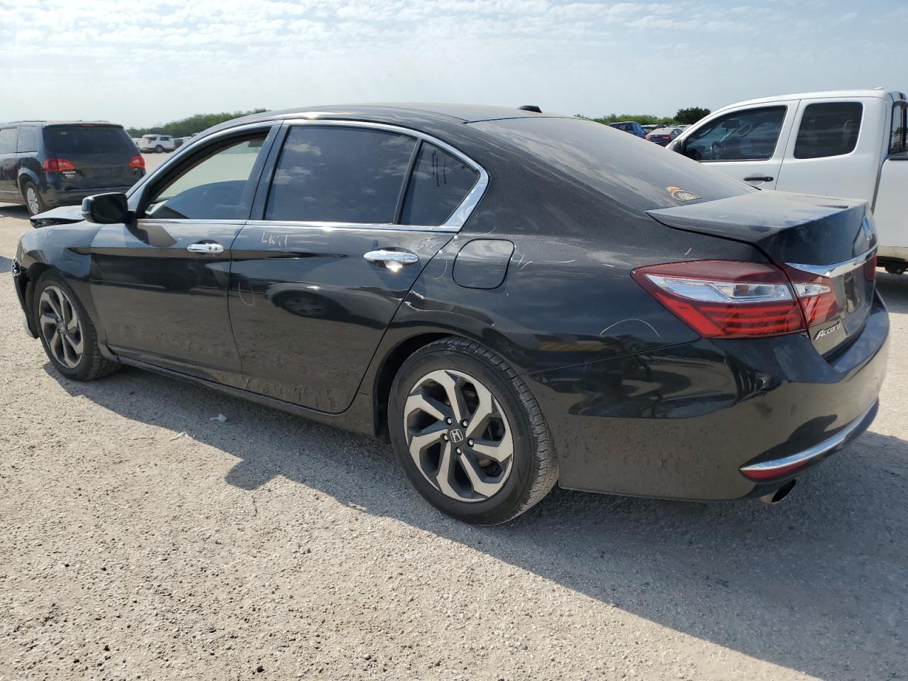 2016 Honda Accord - Image 2