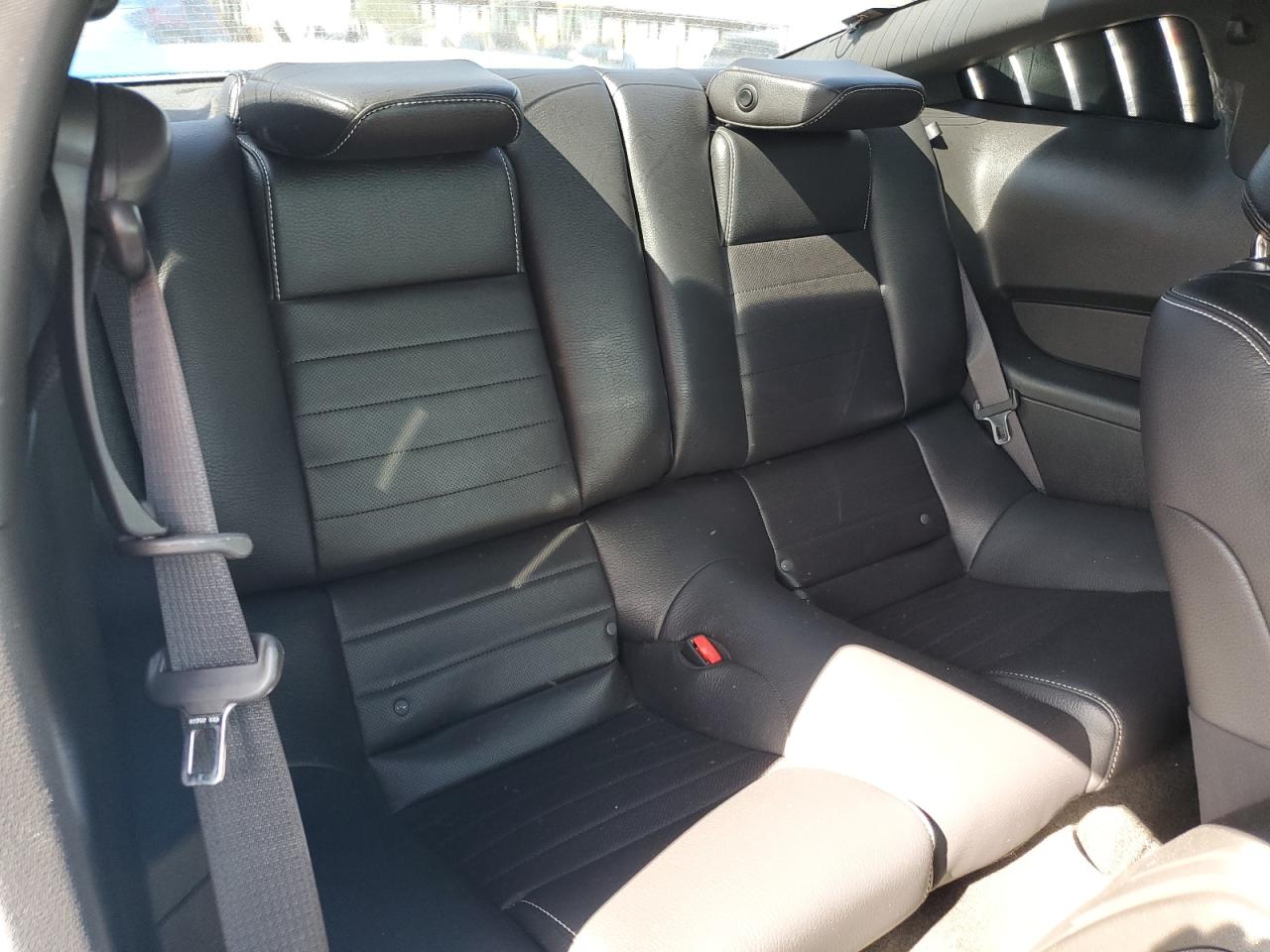 2012 Ford Mustang - Image 10