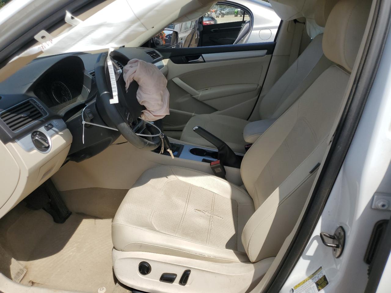 2013 Volkswagen Passat Se VIN: 1VWBN7A33DC127807 Lot: 66862064