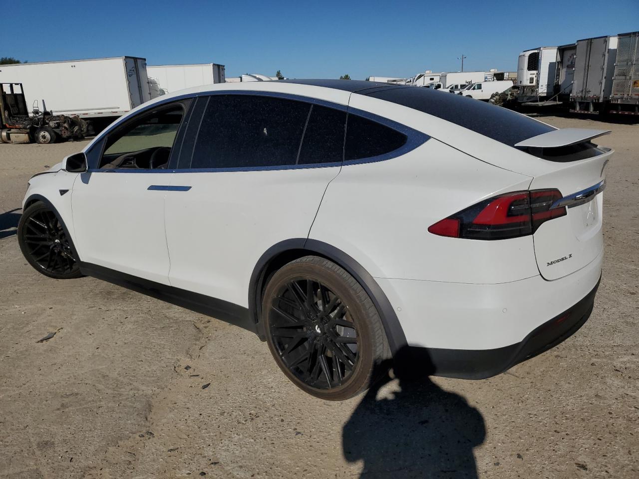 5YJXCDE22HF075464 2017 TESLA MODEL X - Image 2