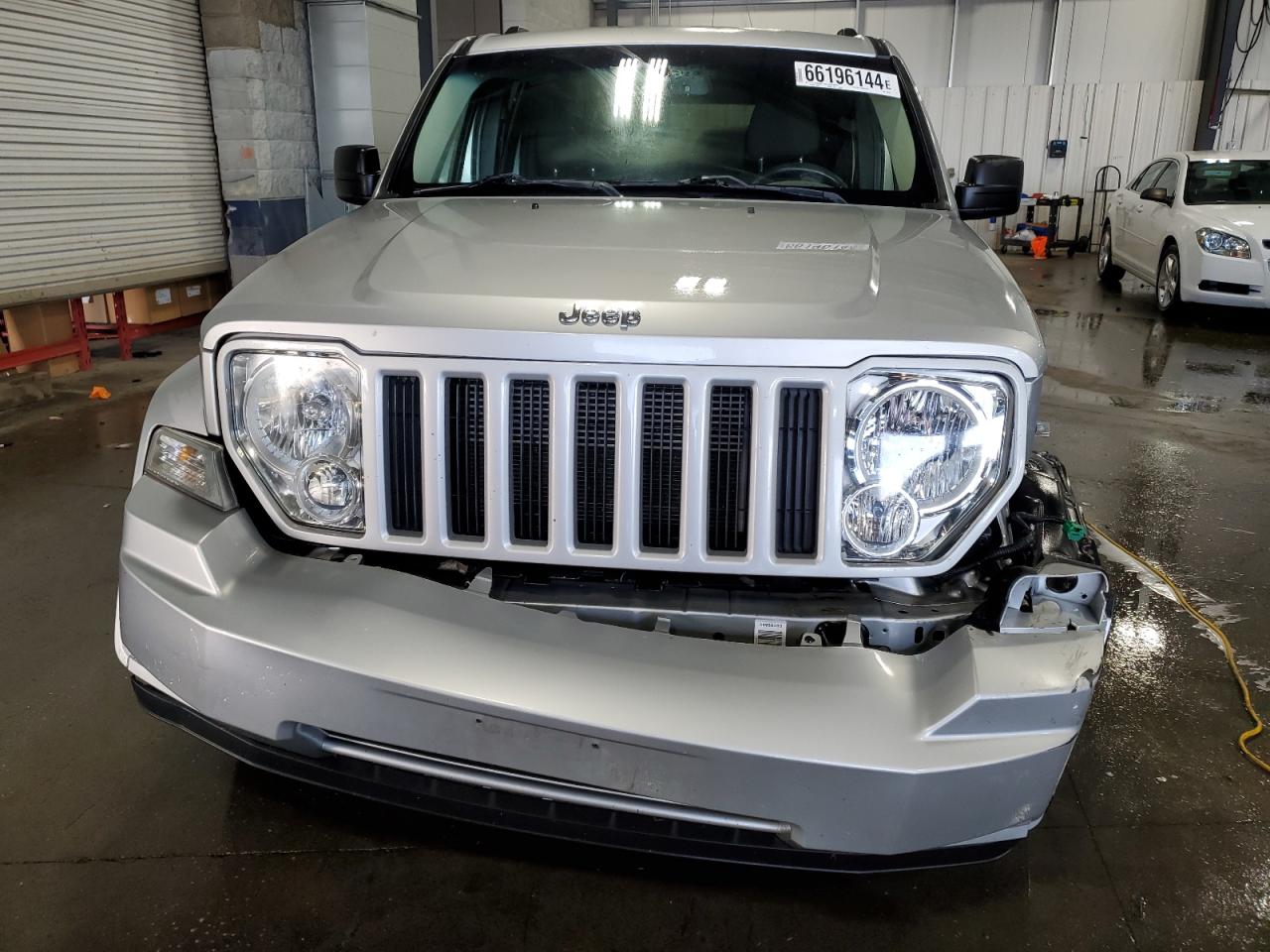 2012 Jeep Liberty (North America) - Image 5