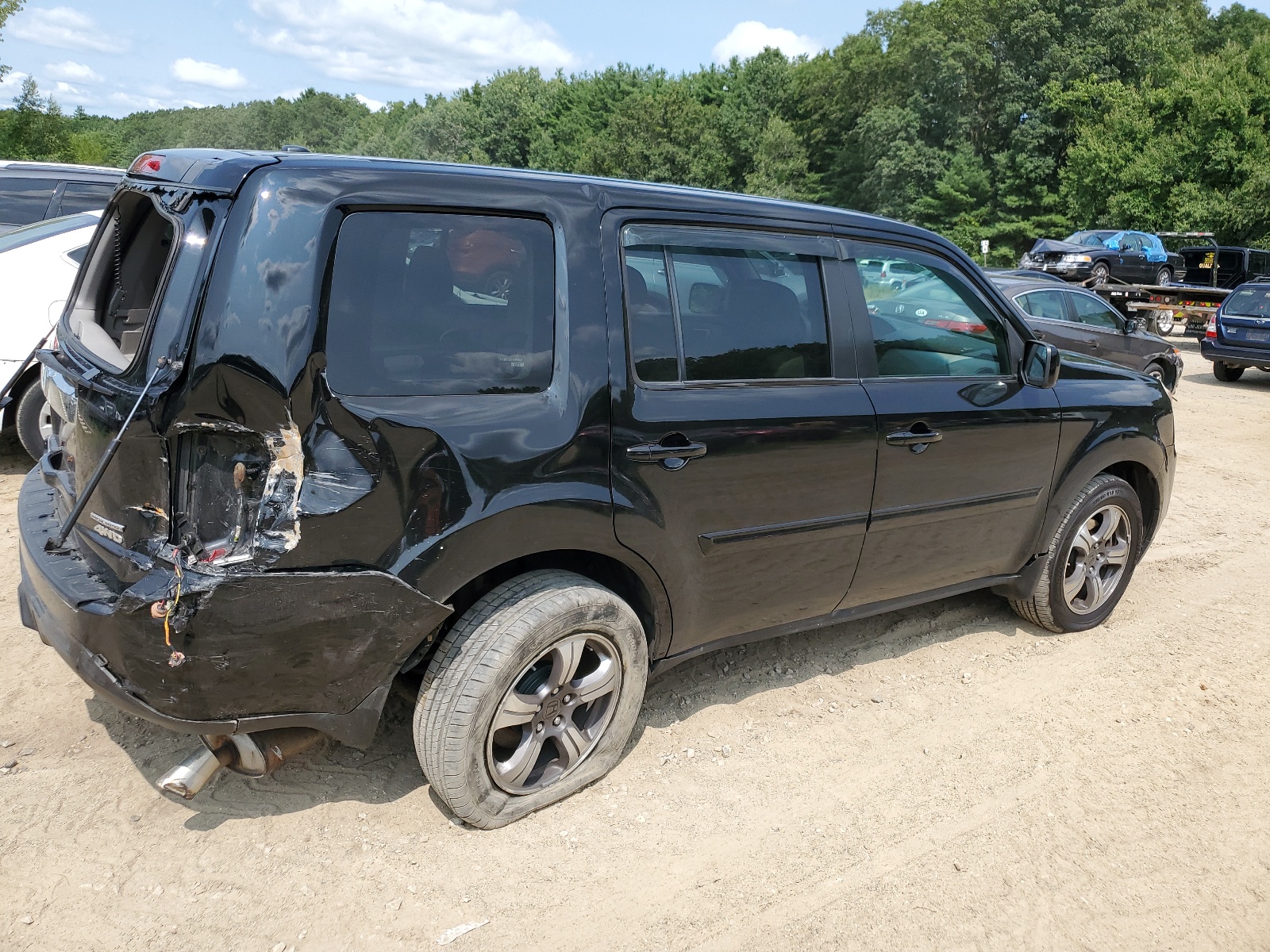 5FNYF4H31FB029167 2015 Honda Pilot Se