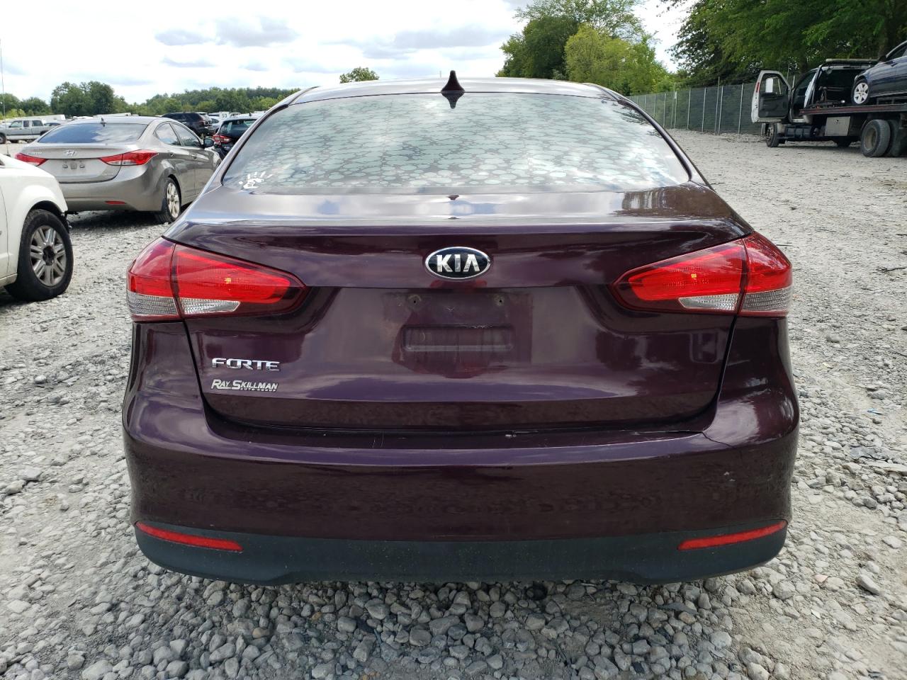 2017 Kia Forte Lx VIN: 3KPFK4A75HE041847 Lot: 66389614