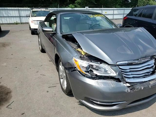 2011 Chrysler 200 Touring VIN: 1C3BC2EG8BN613477 Lot: 65297704