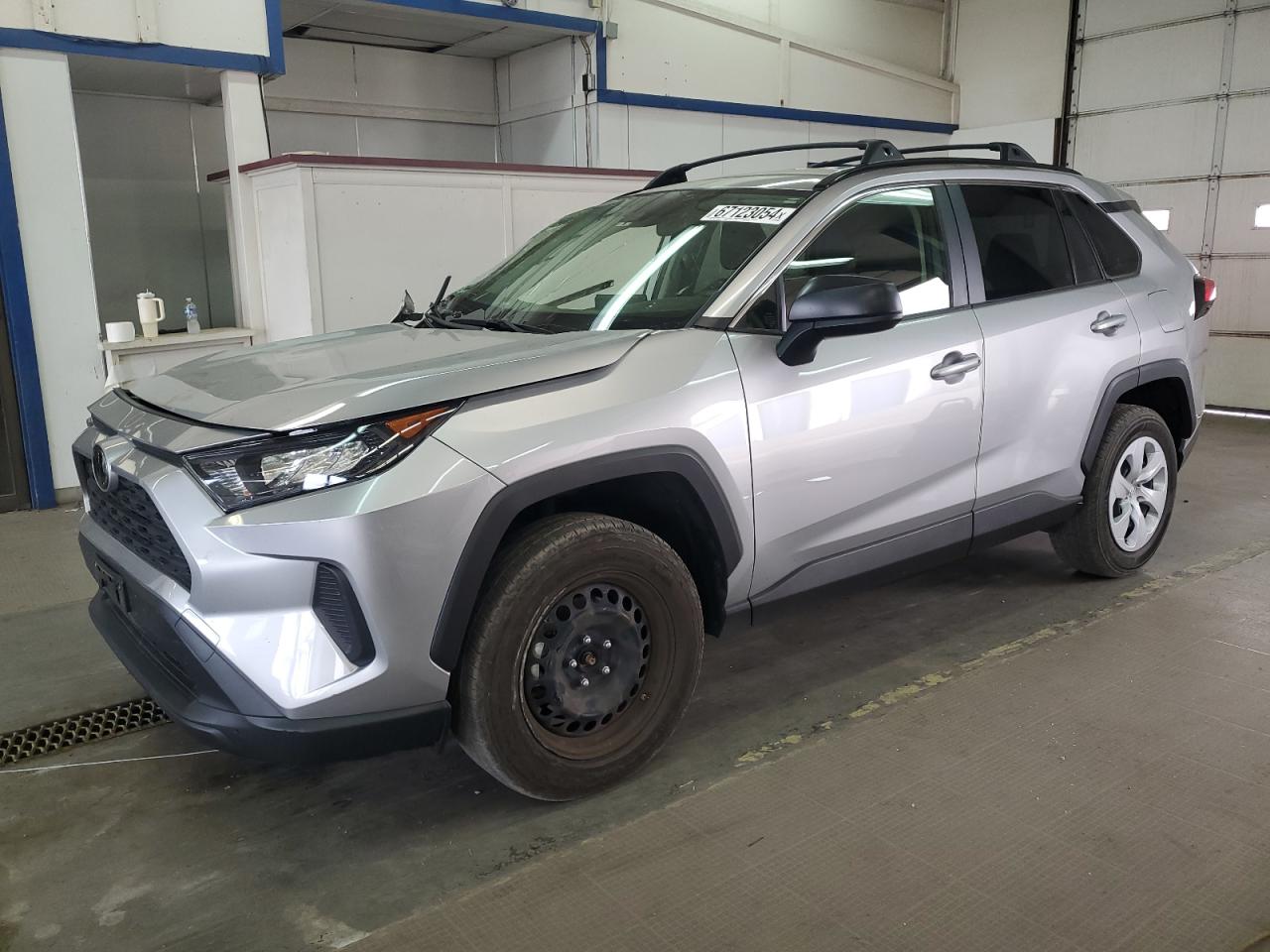 VIN JTMF1RFV0KJ002259 2019 TOYOTA RAV4 no.1