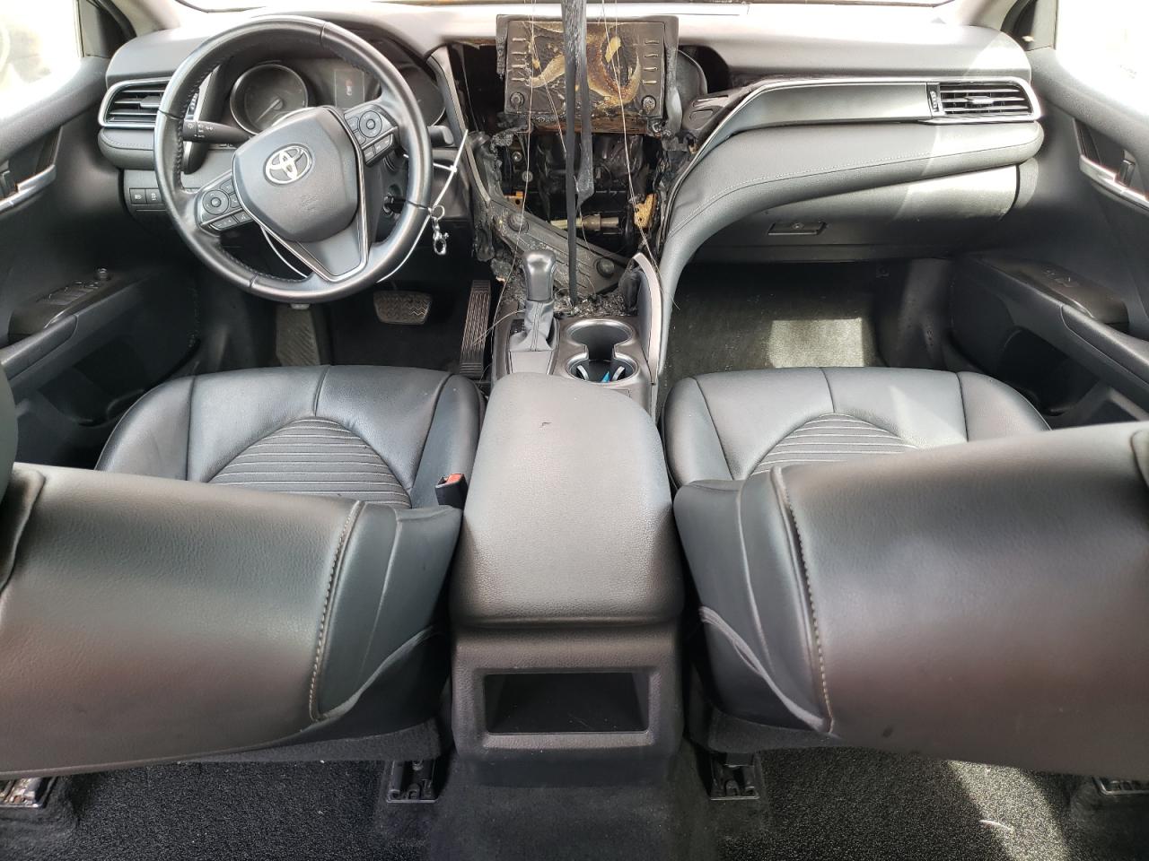 2021 Toyota Camry - Image 8