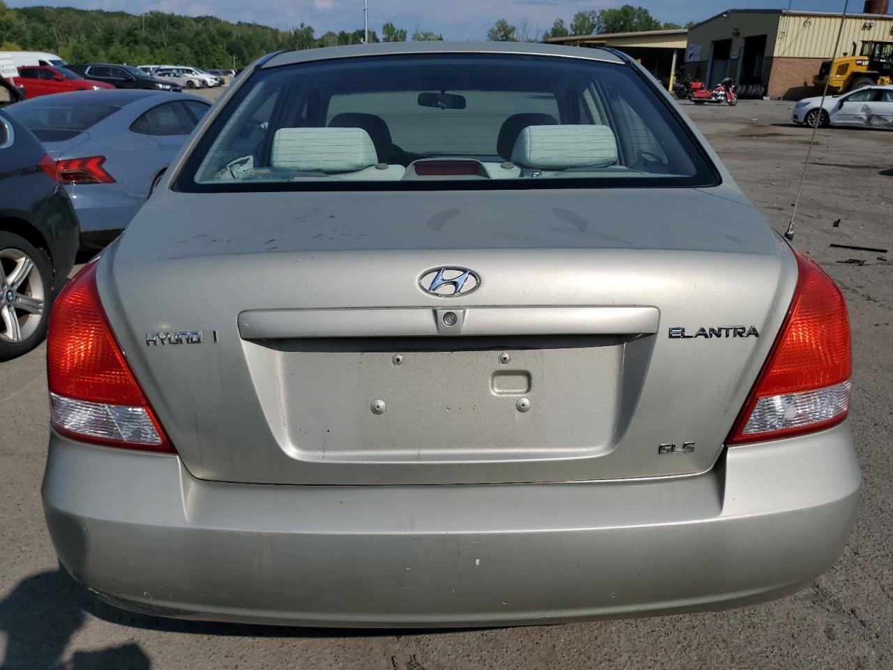 2001 Hyundai Elantra Gls VIN: KMHDN45D21U142104 Lot: 69054634