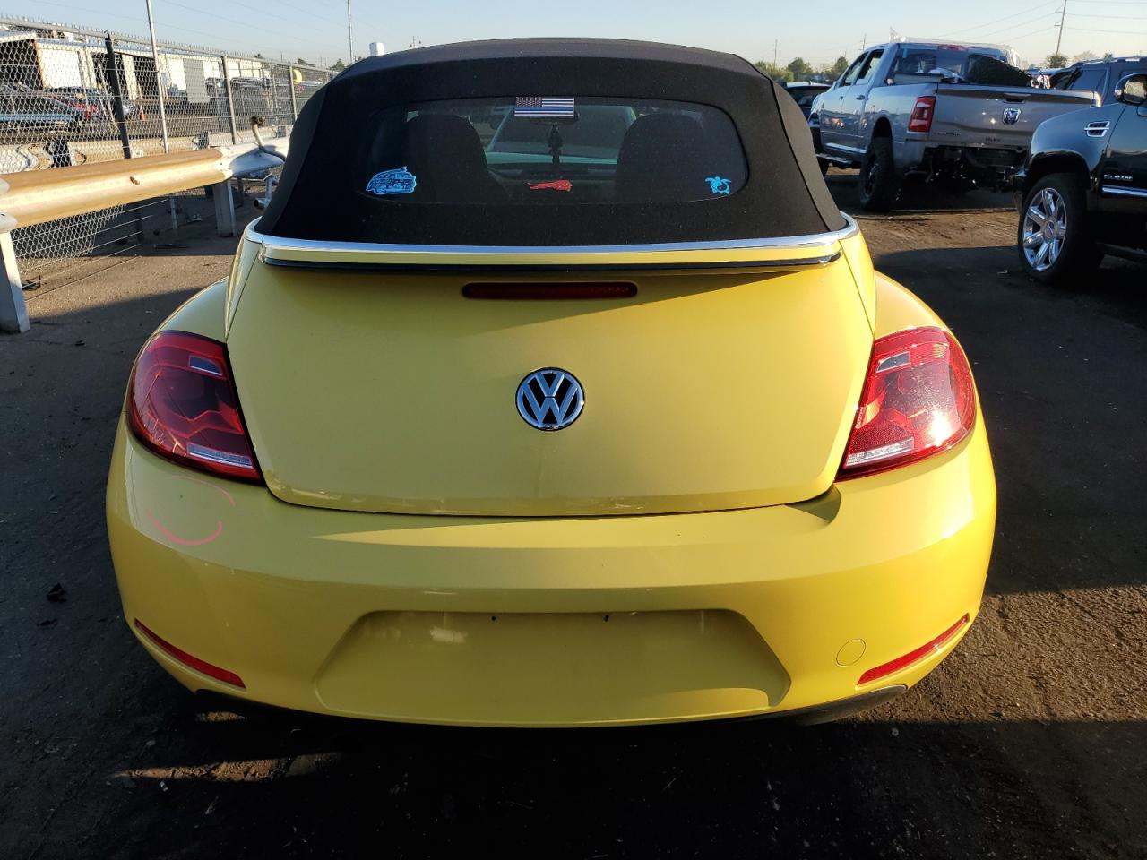 2013 Volkswagen Beetle VIN: 3VW5X7AT1DM824351 Lot: 69337404