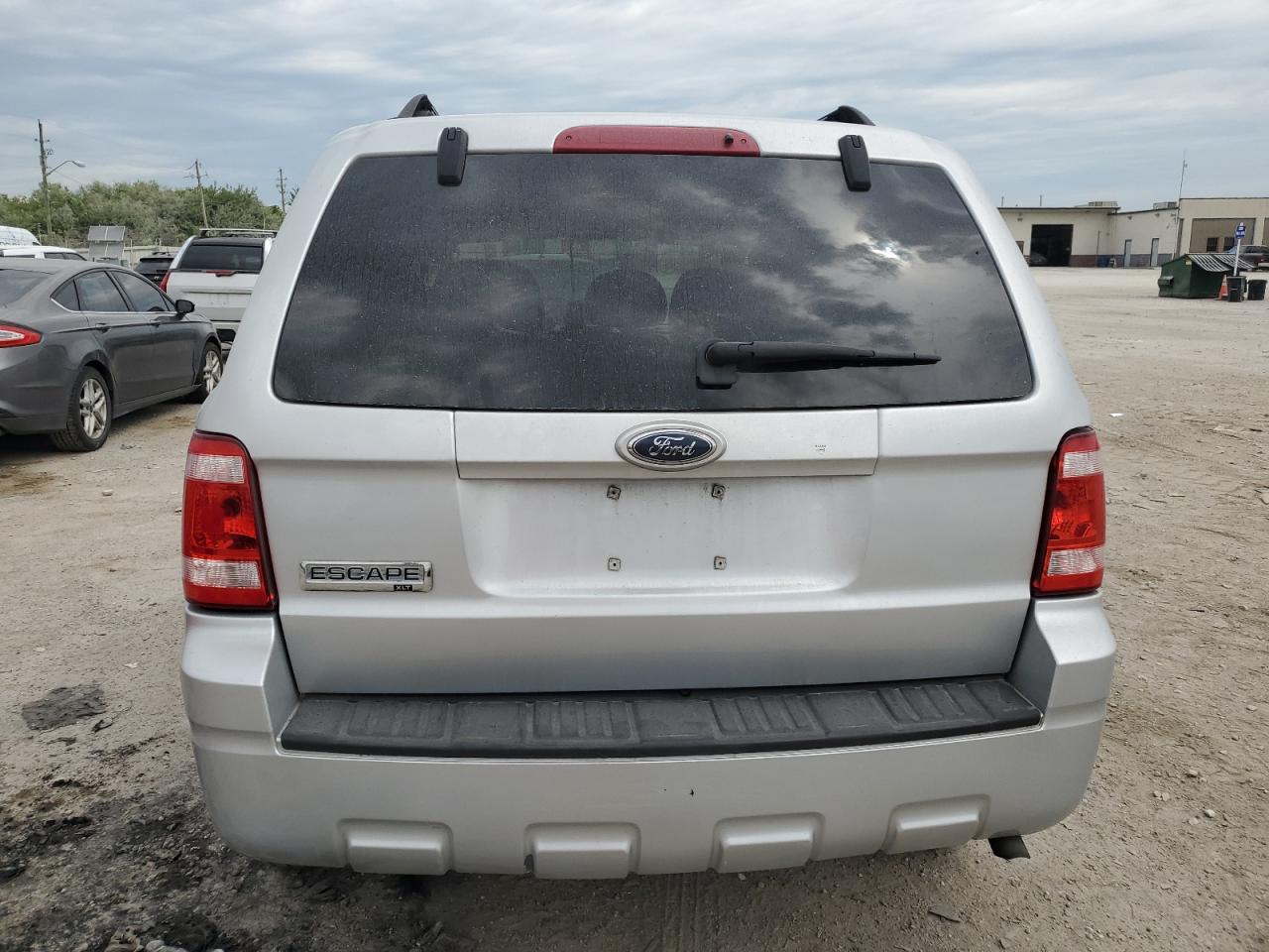 1FMCU03G29KC02605 2009 Ford Escape Xlt