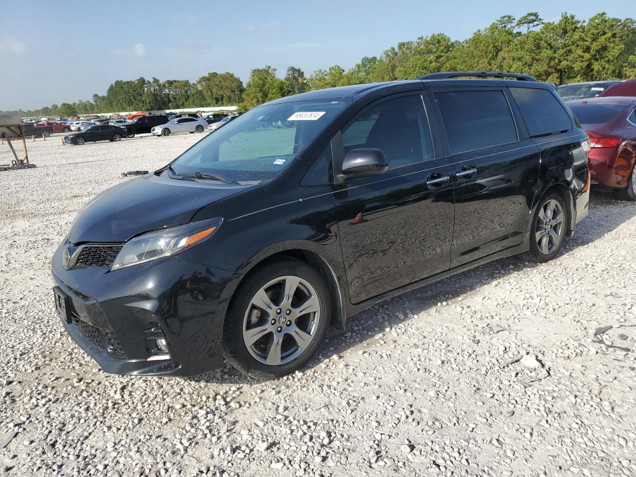 5TDXZ3DC4JS909593 2018 TOYOTA SIENNA - Image 1