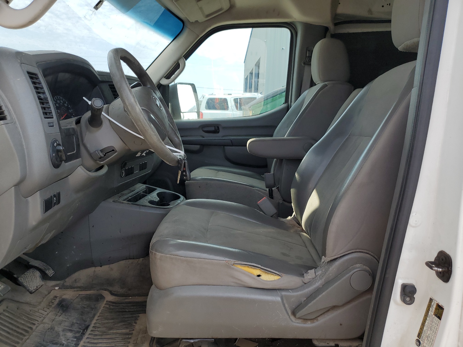 1N6BF0KL9FN809262 2015 Nissan Nv 1500