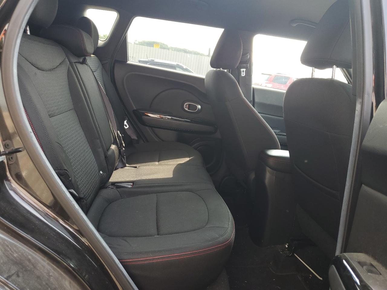 2015 Kia Soul + VIN: KNDJP3A55F7777138 Lot: 61809834