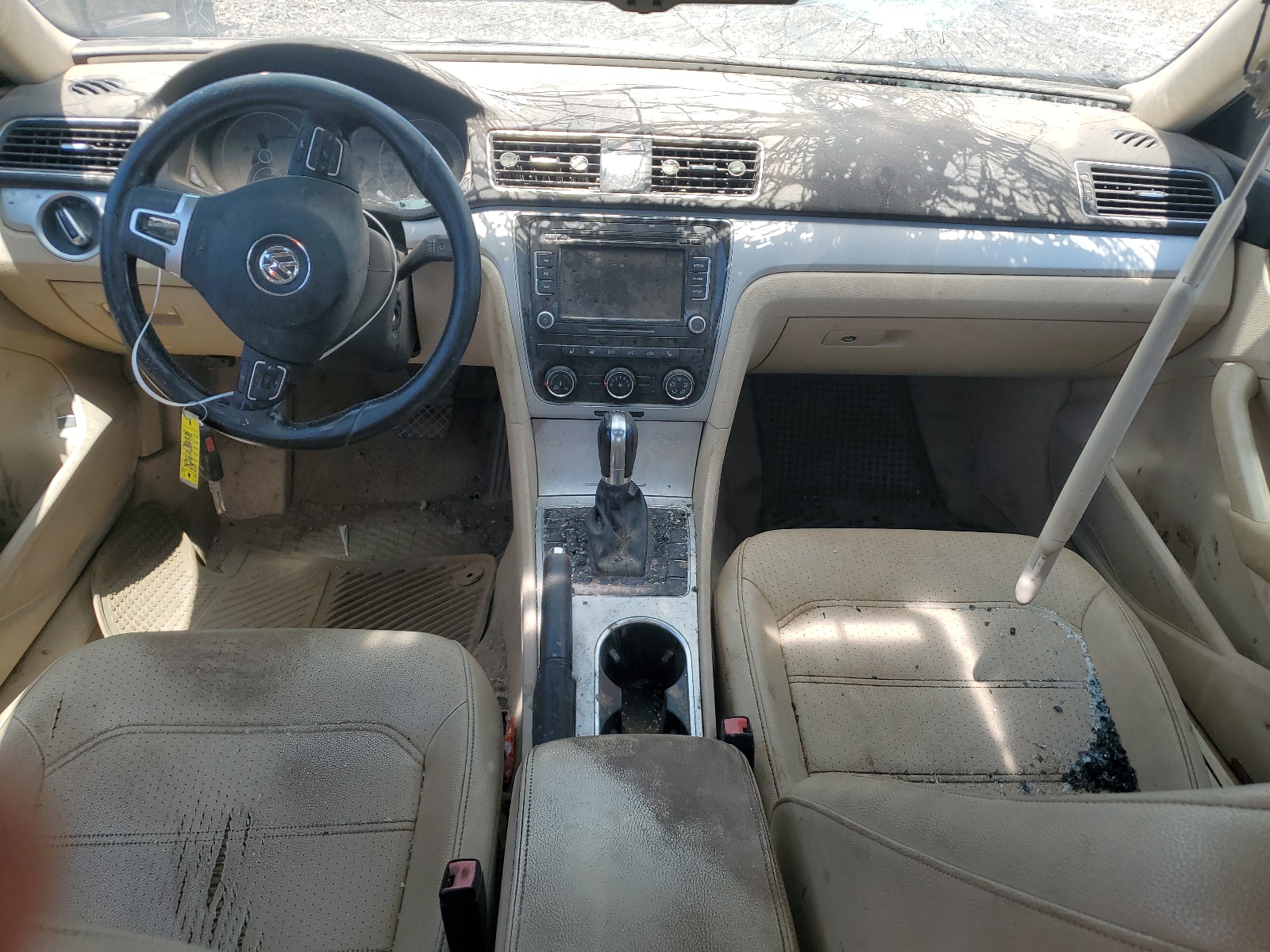 1VWBN7A30DC142975 2013 Volkswagen Passat Se