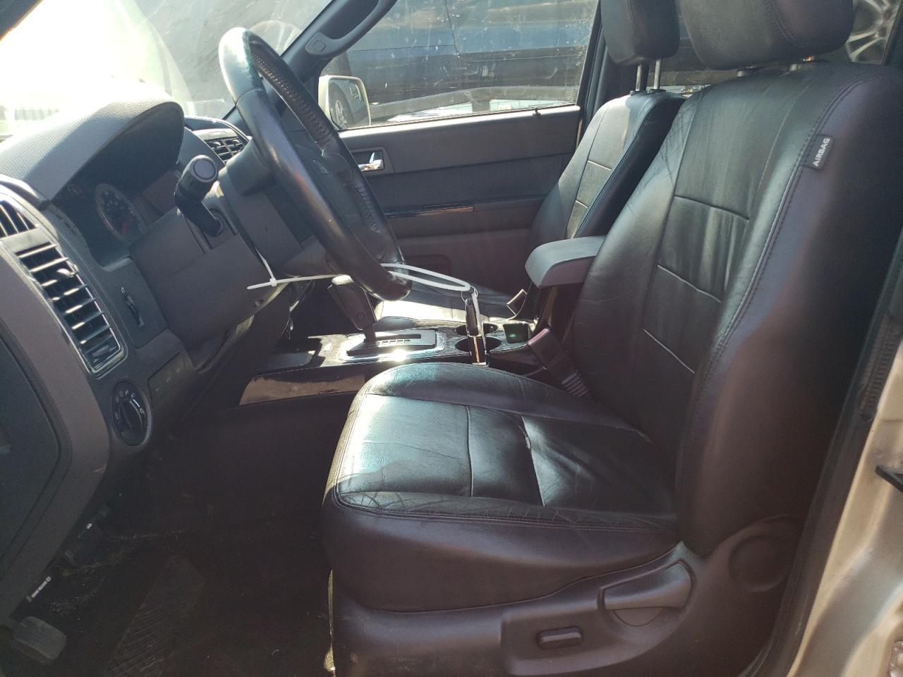 2010 Ford Escape Limited VIN: 1FMCU9EG3AKA31675 Lot: 66078944