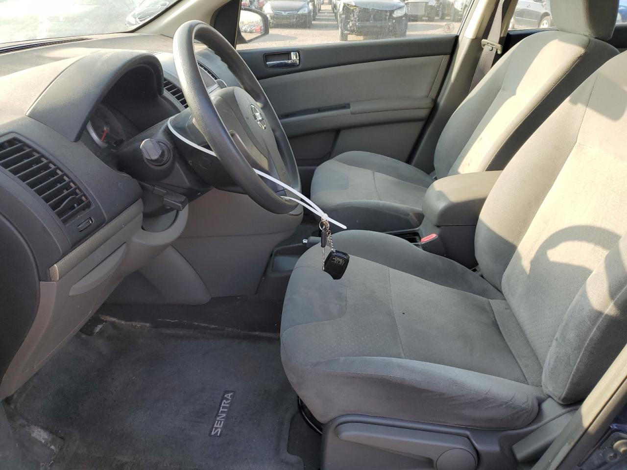 2009 Nissan Sentra - Image 7