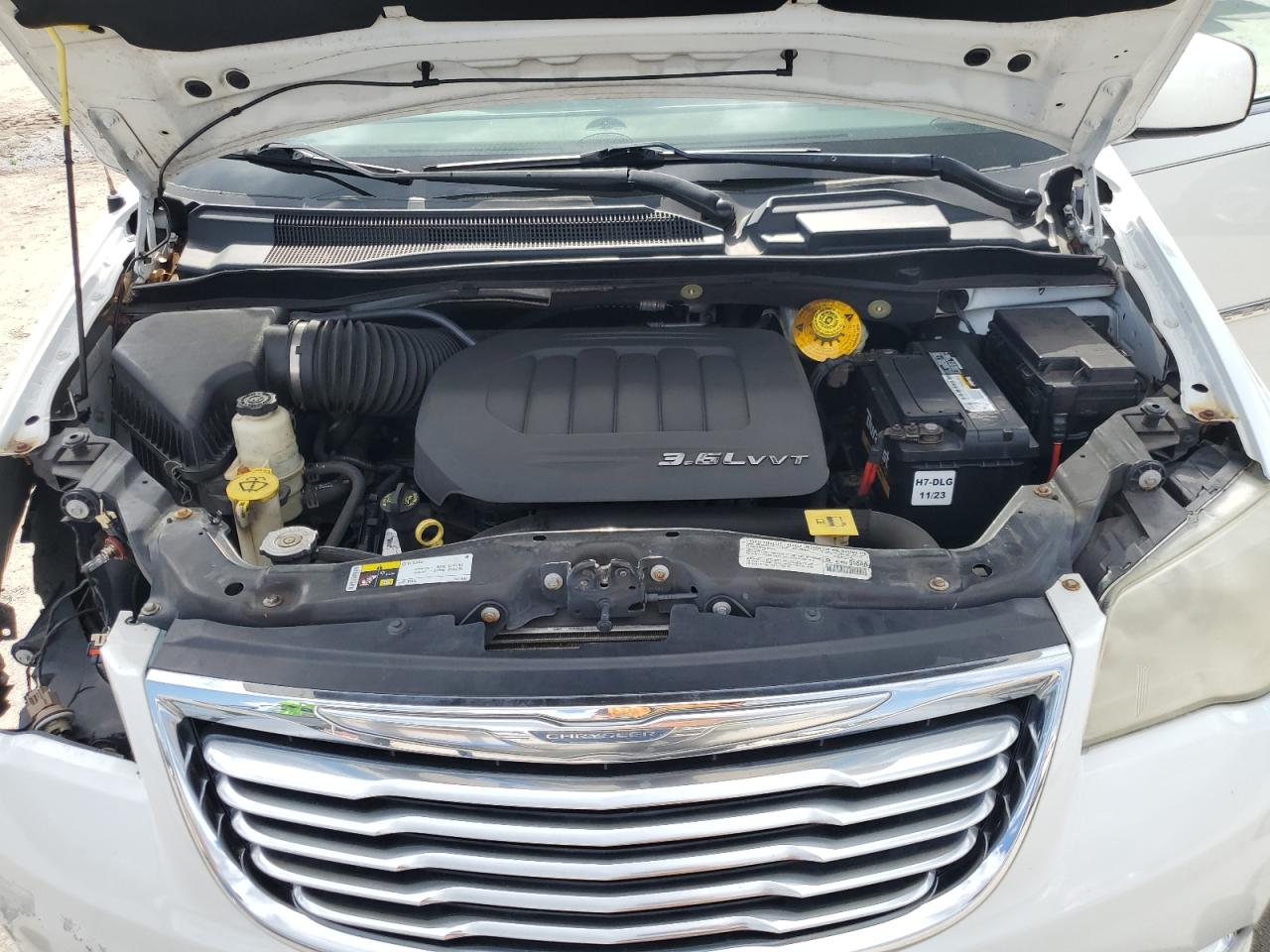 2014 Chrysler Town & Country Touring VIN: 2C4RC1BG2ER158075 Lot: 67456164