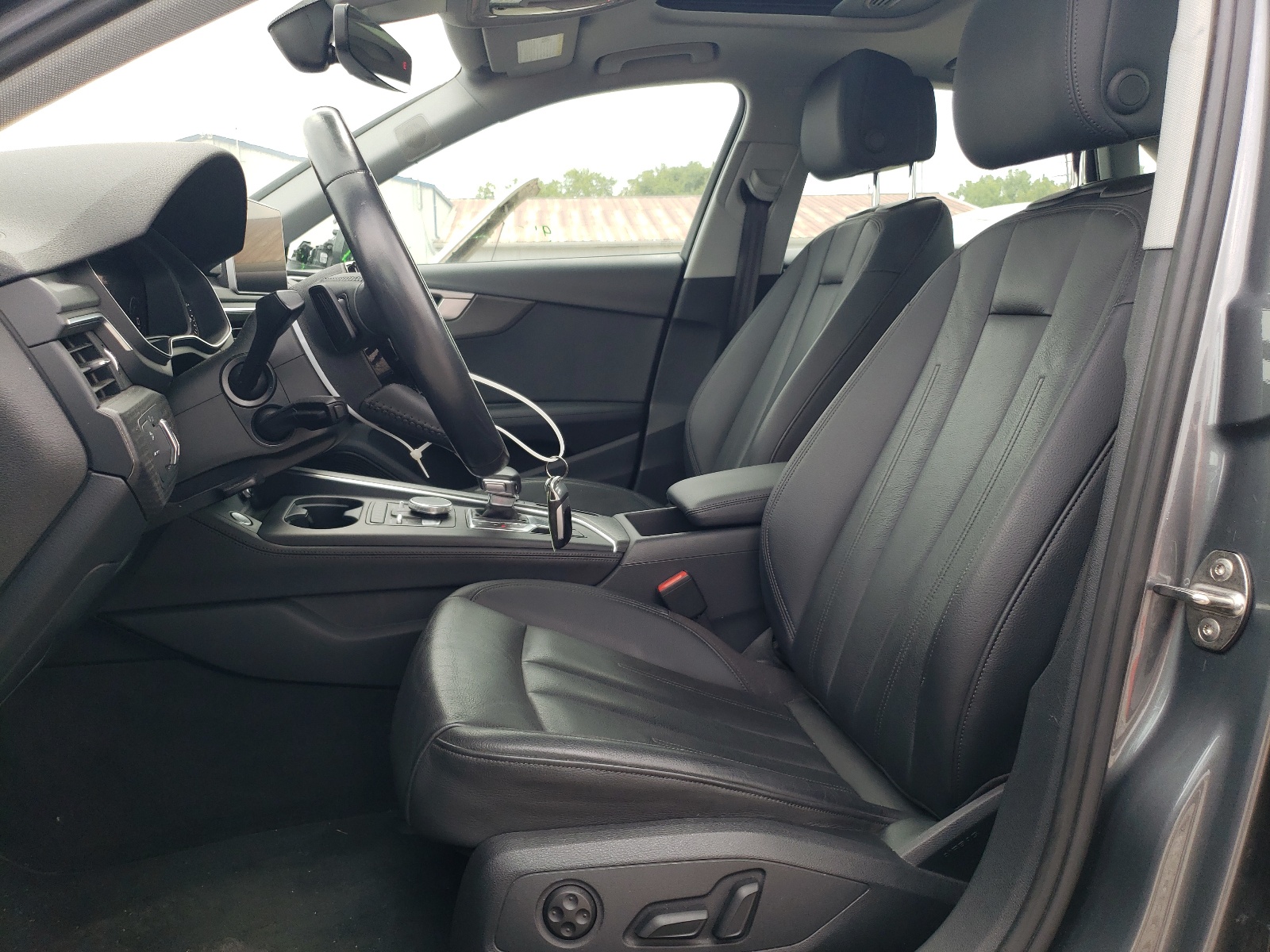 WAUENAF49KA019082 2019 Audi A4 Premium Plus