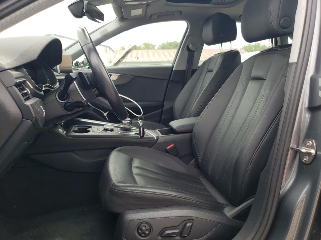 2019 Audi A4 Premium Plus VIN: WAUENAF49KA019082 Lot: 65585404