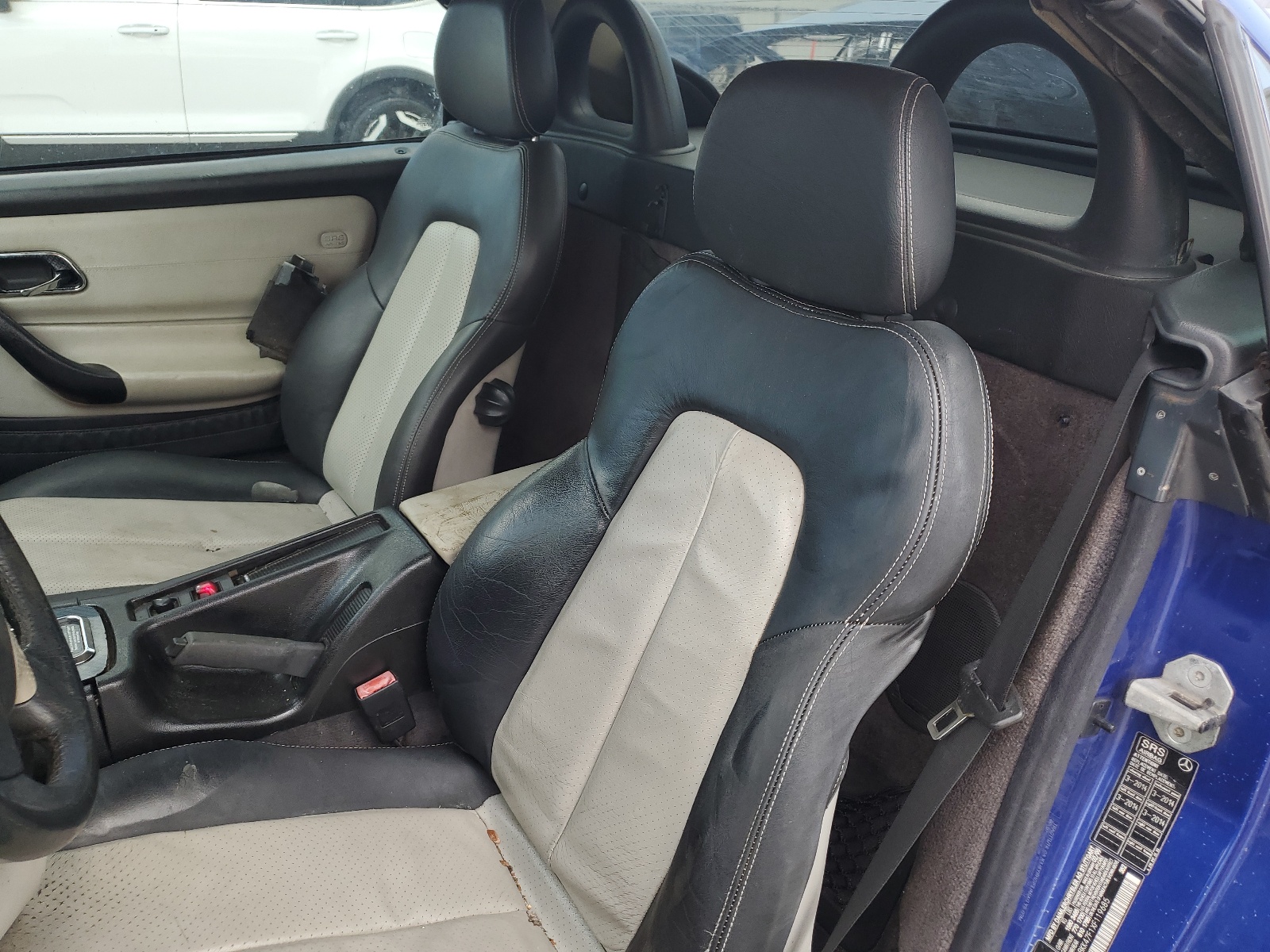 WDBKK47F1XF119685 1999 Mercedes-Benz Slk 230 Kompressor