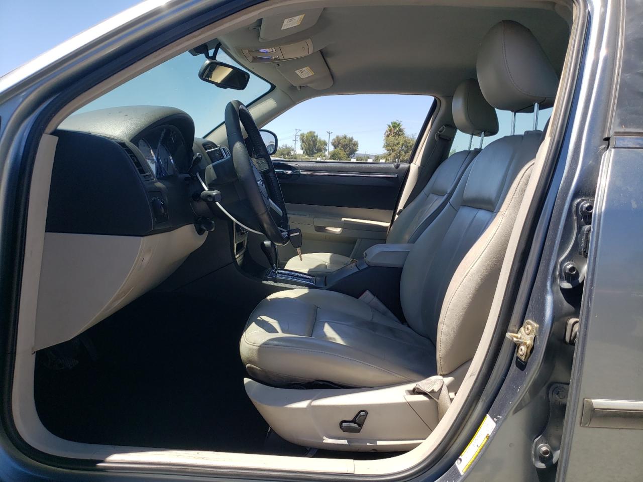 2006 Chrysler 300 Touring VIN: 2C3LA53G46H525264 Lot: 67700754