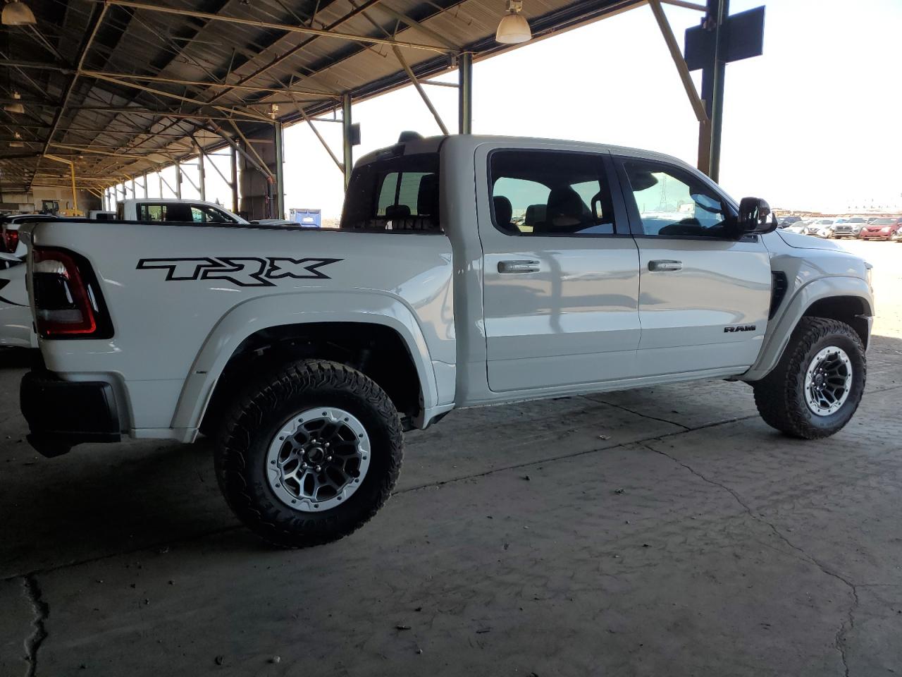 2021 RAM 1500 - Image 3