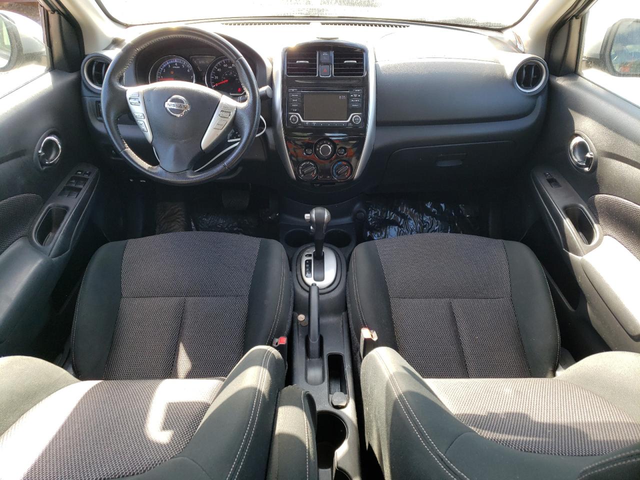2018 Nissan Versa - Image 8