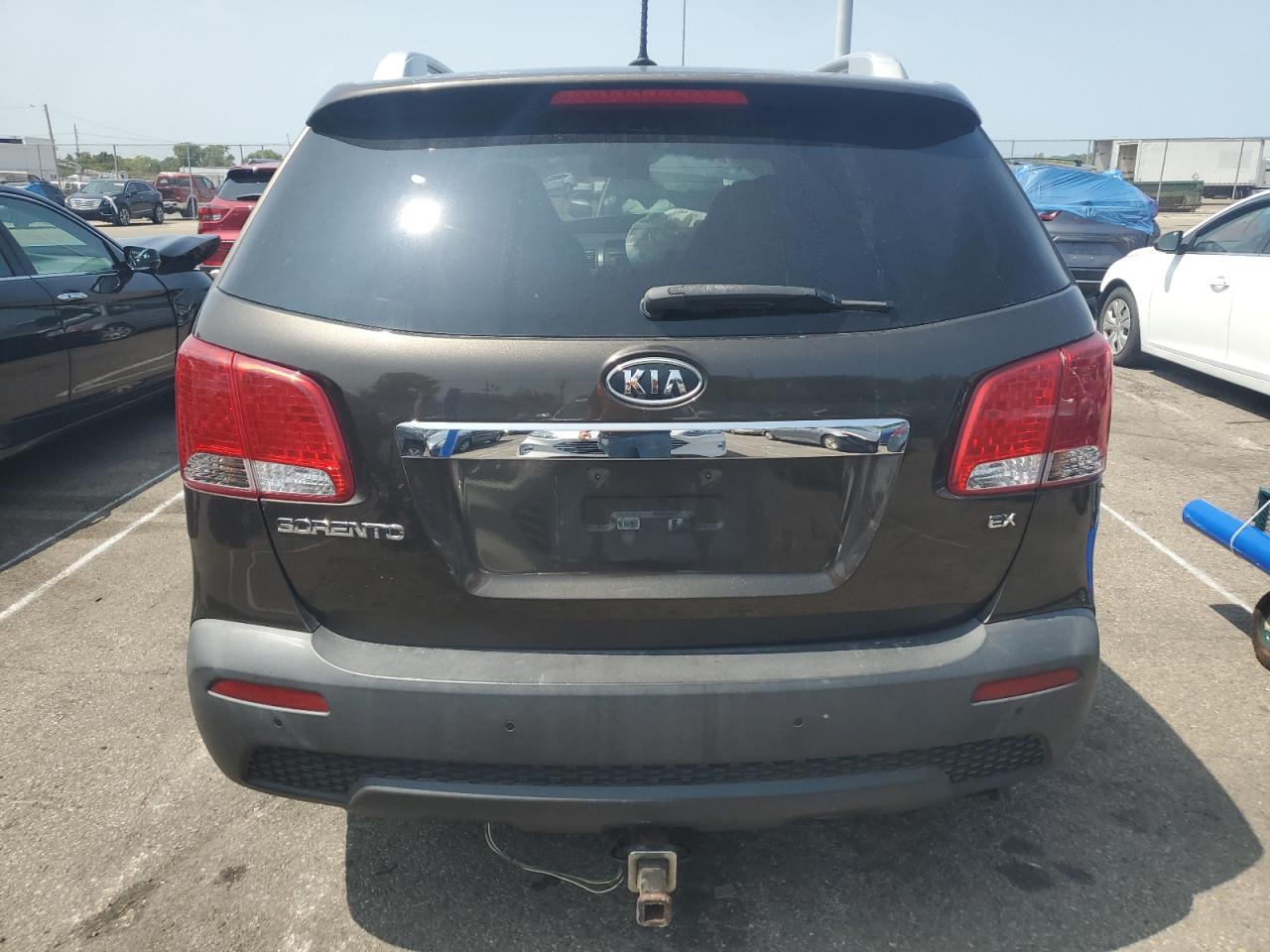 2011 Kia Sorento - Image 6