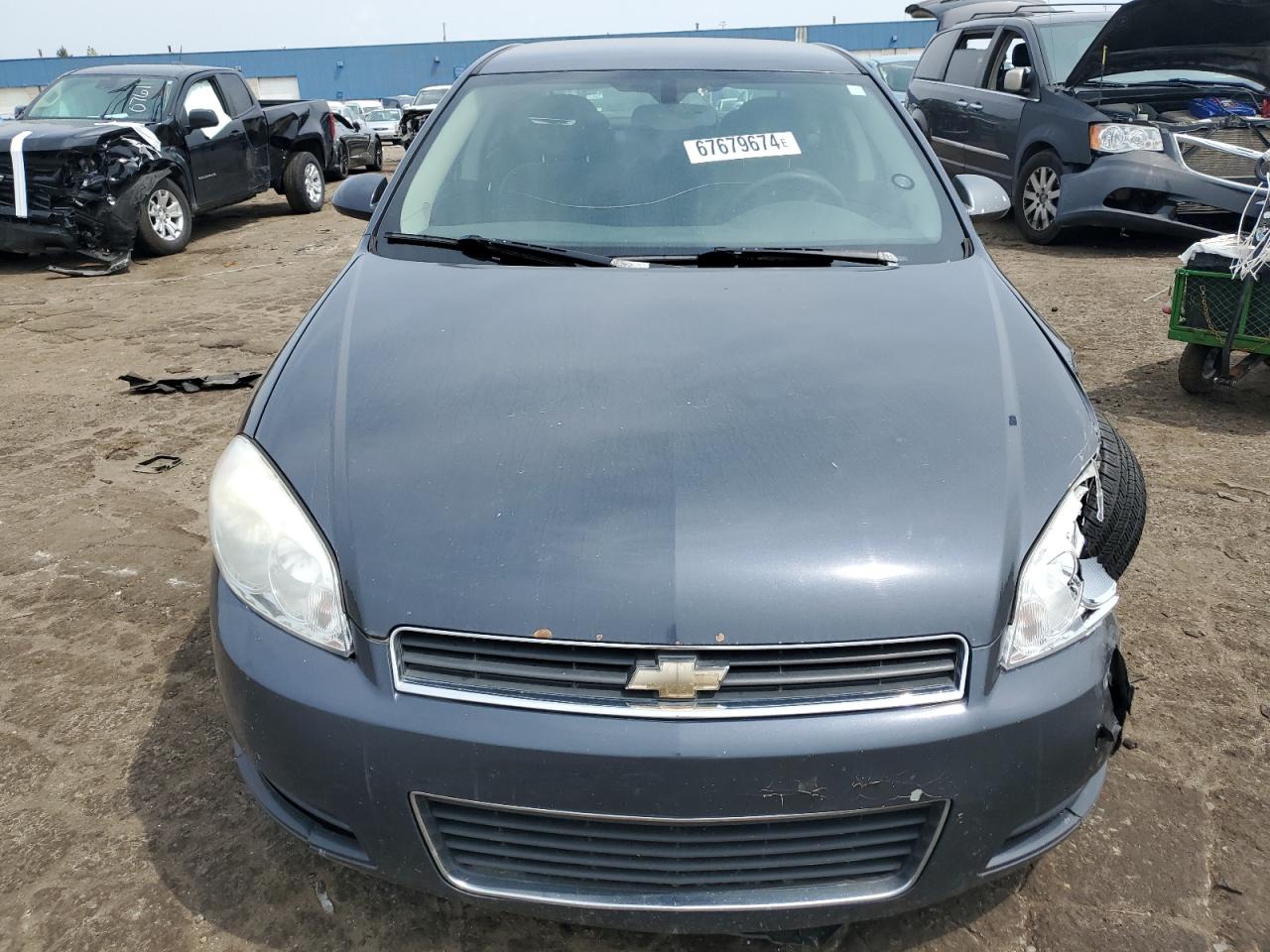 2009 Chevrolet Impala - Image 5