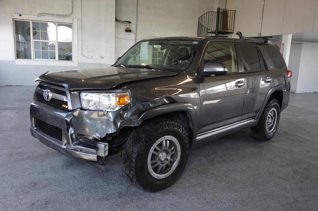 2013 Toyota 4Runner - Image 2