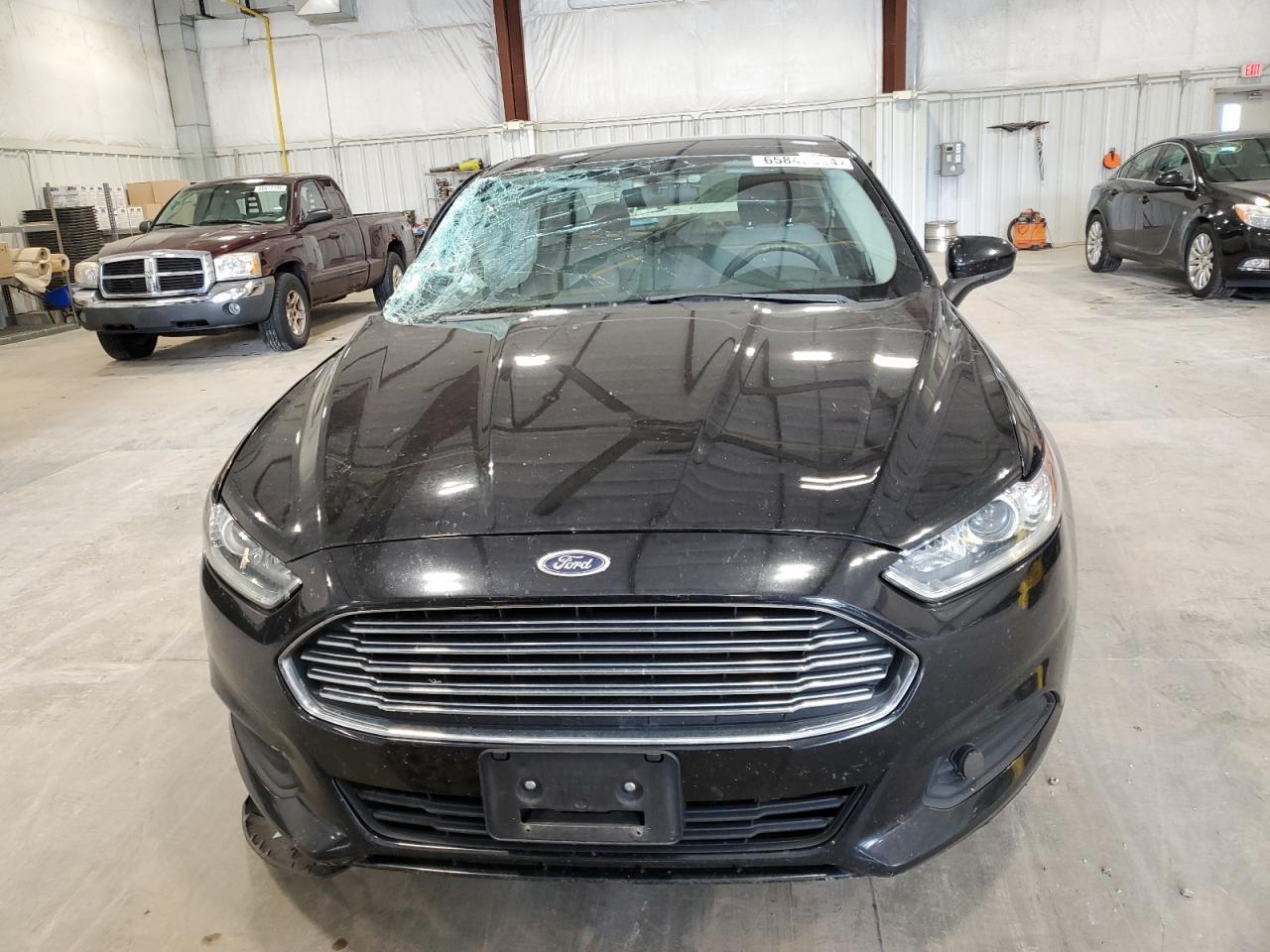 VIN 3FA6P0UU5GR328517 2016 FORD FUSION no.5