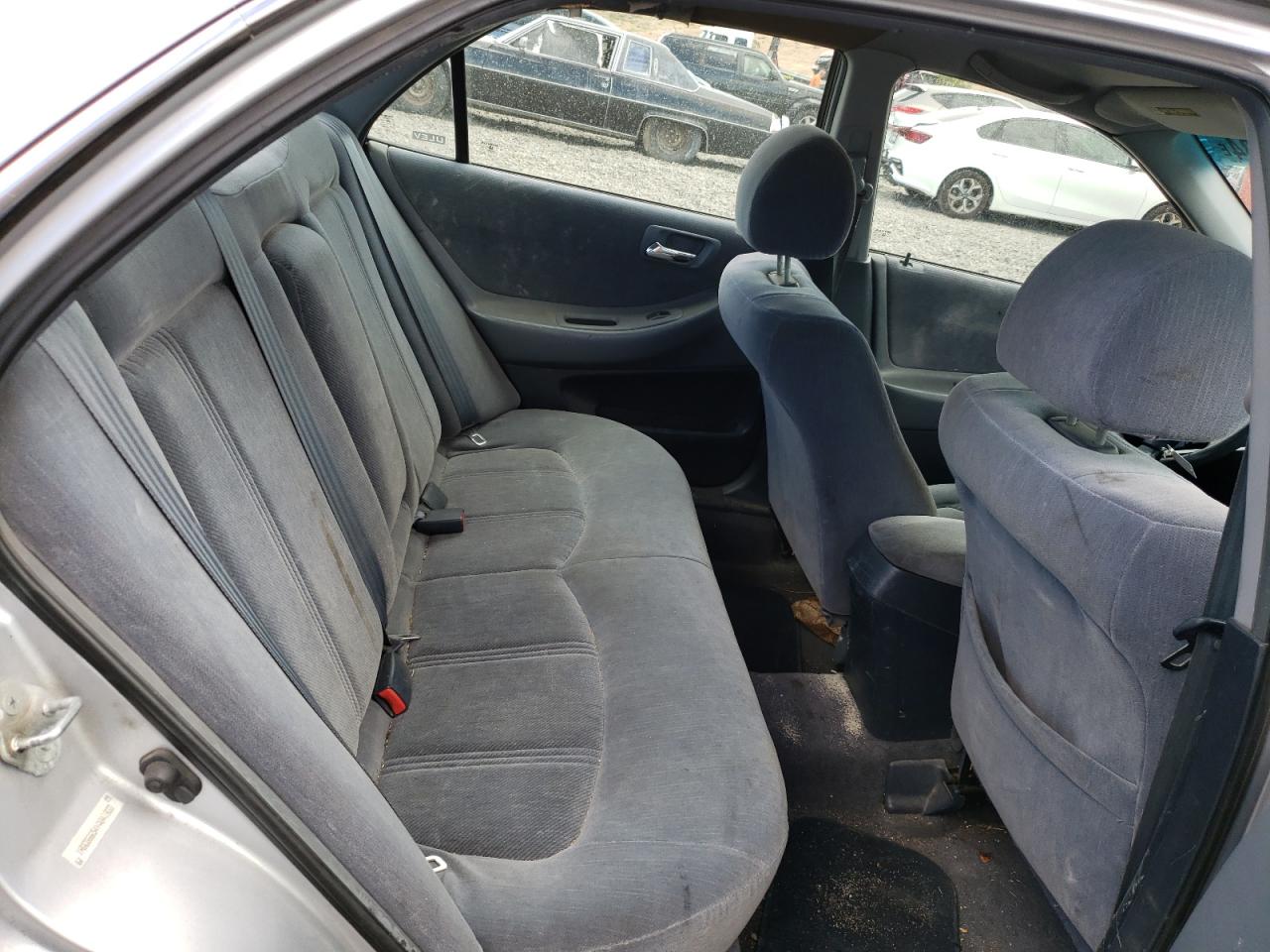 2000 Honda Accord Lx VIN: 1HGCG6654YA041933 Lot: 65052234