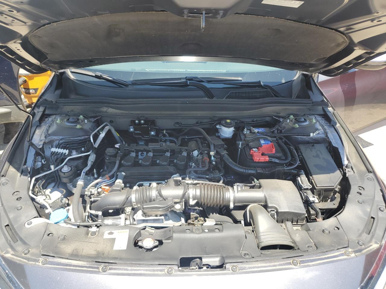 1HGCV1F54NA018270 Honda Accord EXL 11