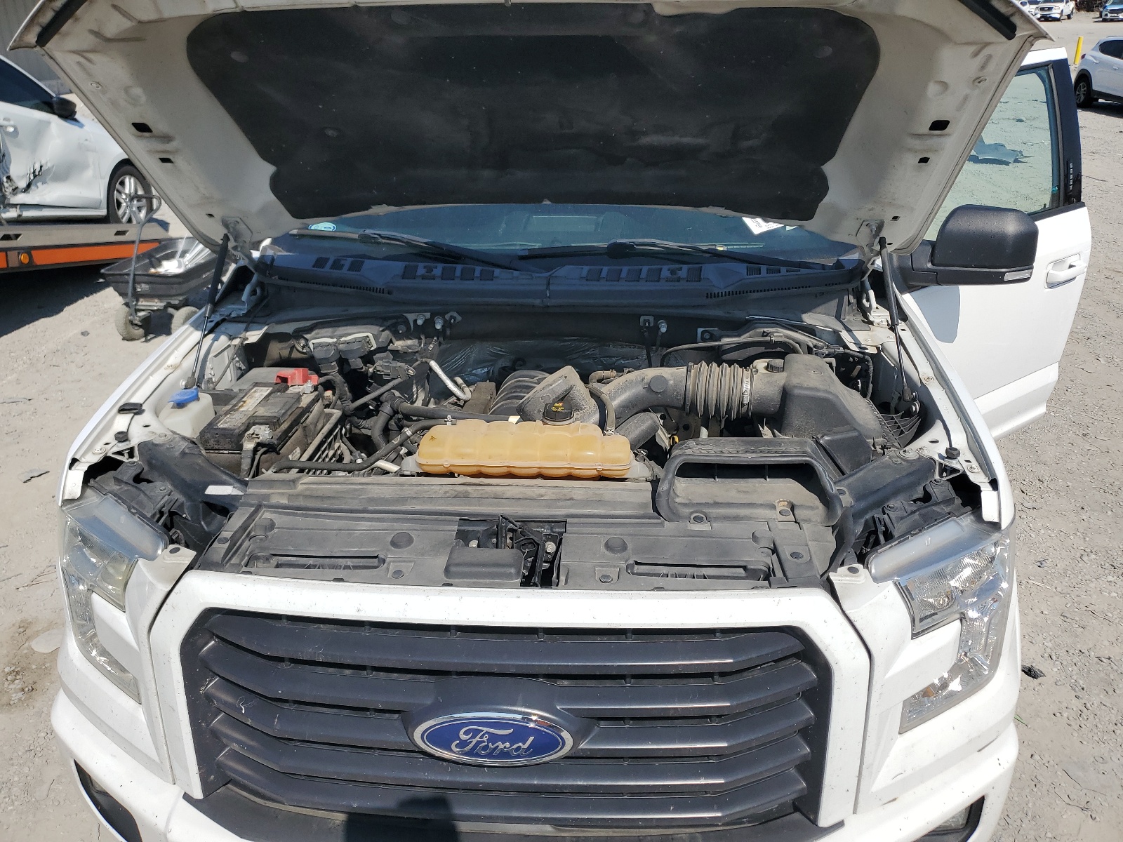 1FTEW1EF1FKE57002 2015 Ford F150 Supercrew