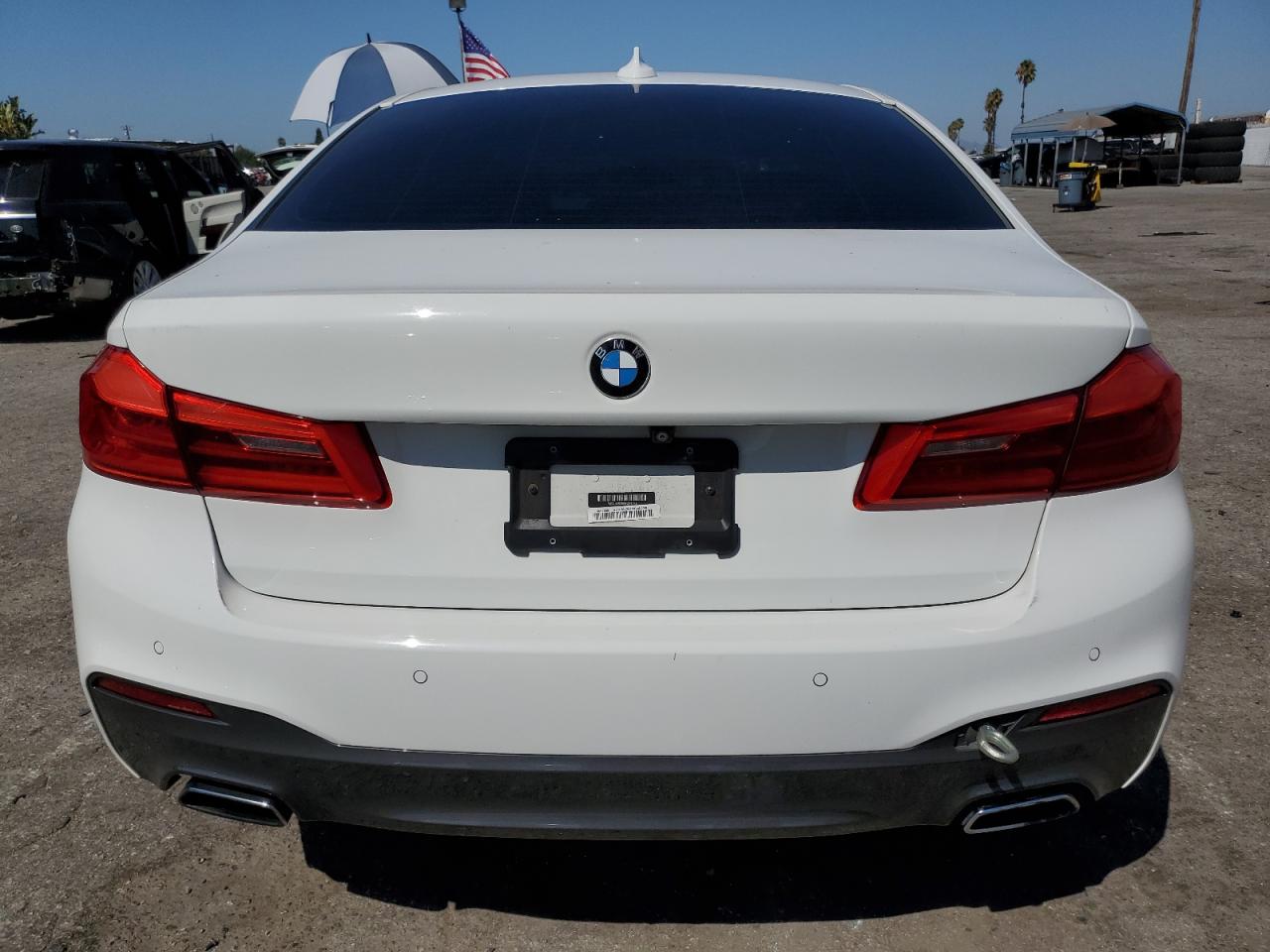 WBAJA9C55KB391745 2019 BMW 530E