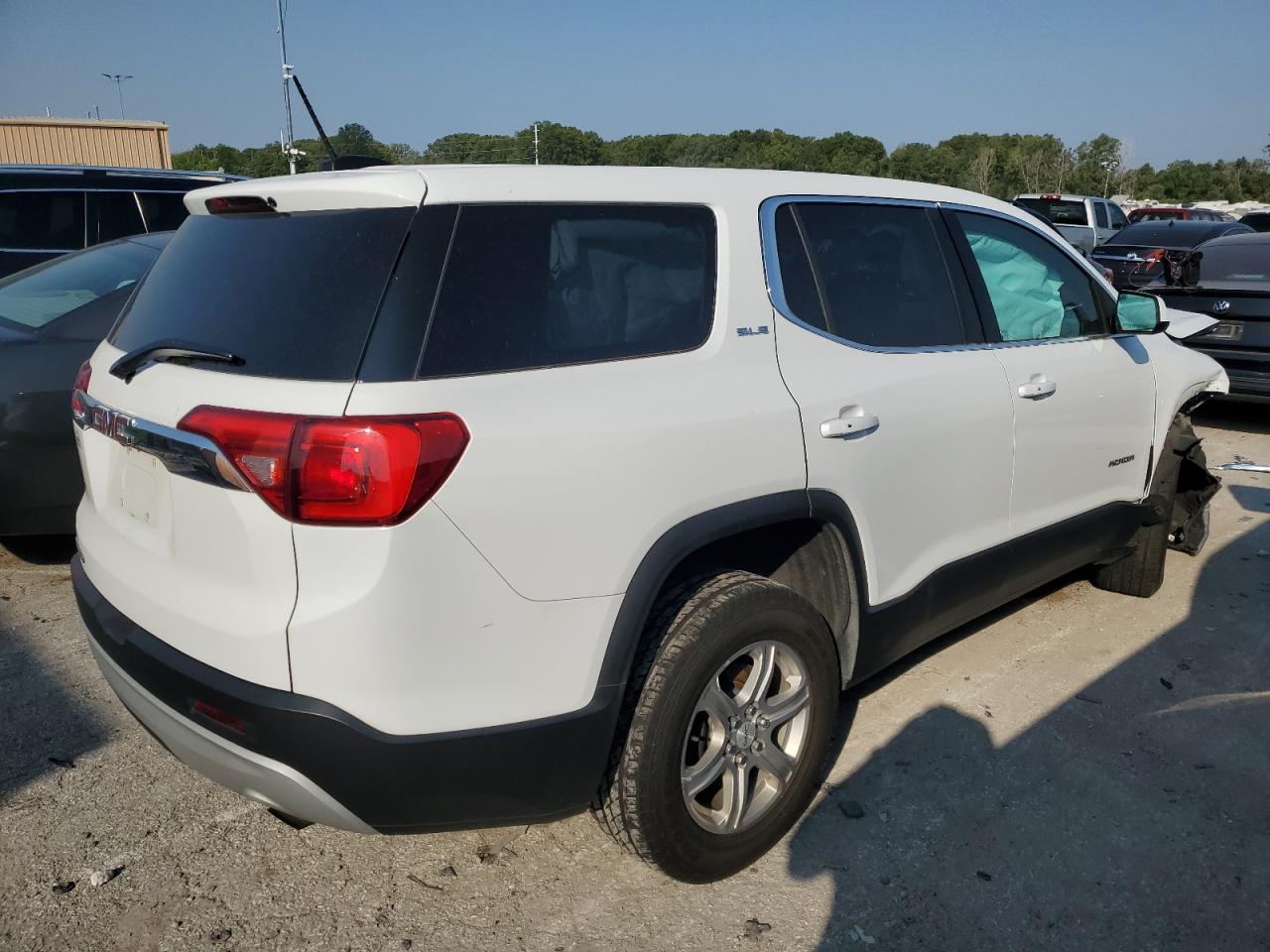 1GKKNKLA3HZ221436 2017 GMC Acadia Sle