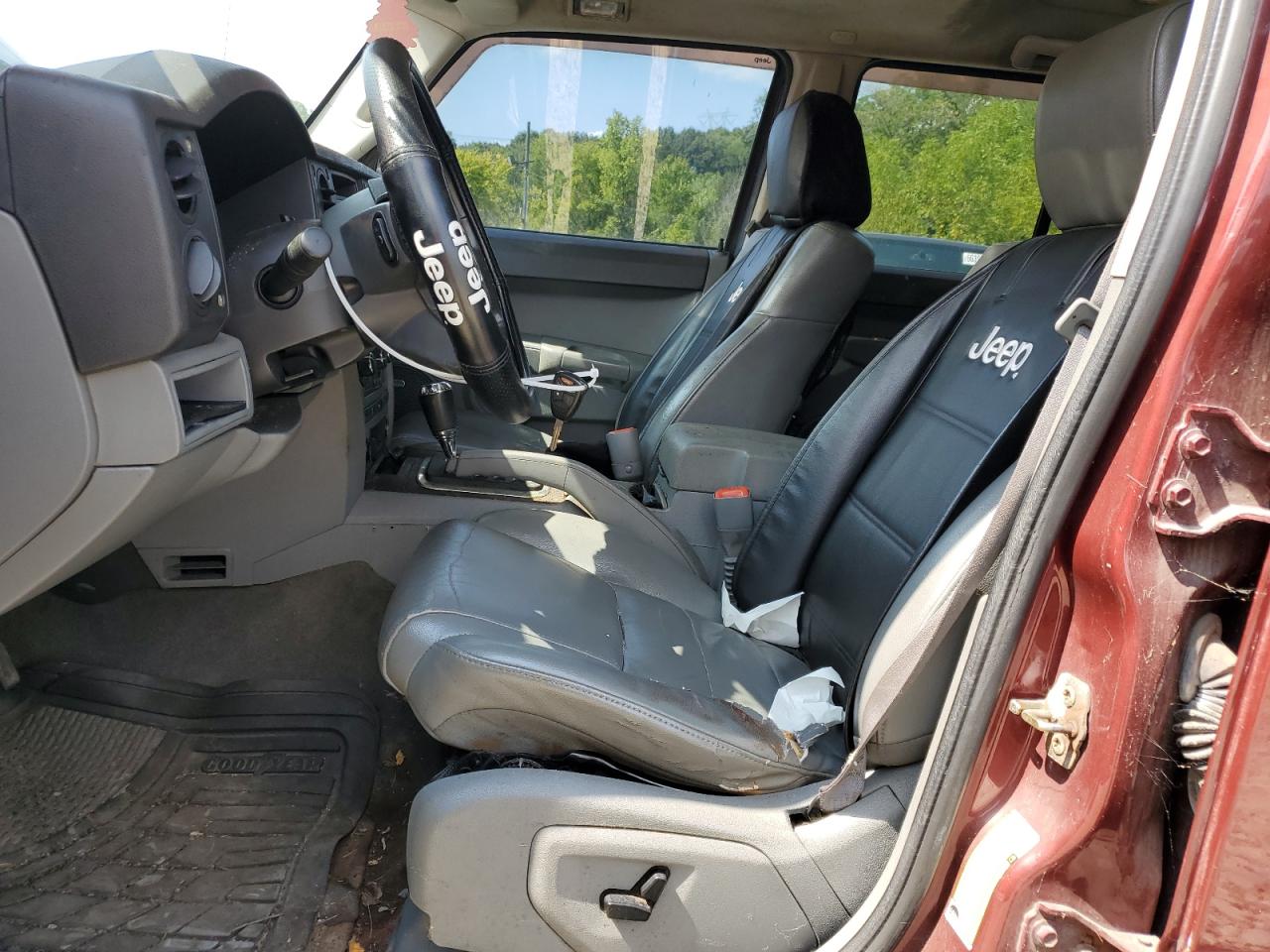 2007 Jeep Commander VIN: 1J8HG48K07C584641 Lot: 67302274