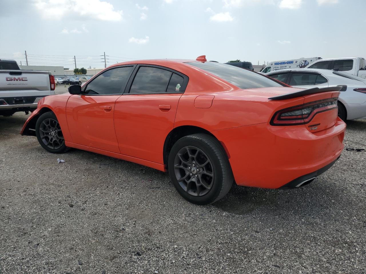 2C3CDXJG5JH115376 2018 DODGE CHARGER - Image 2